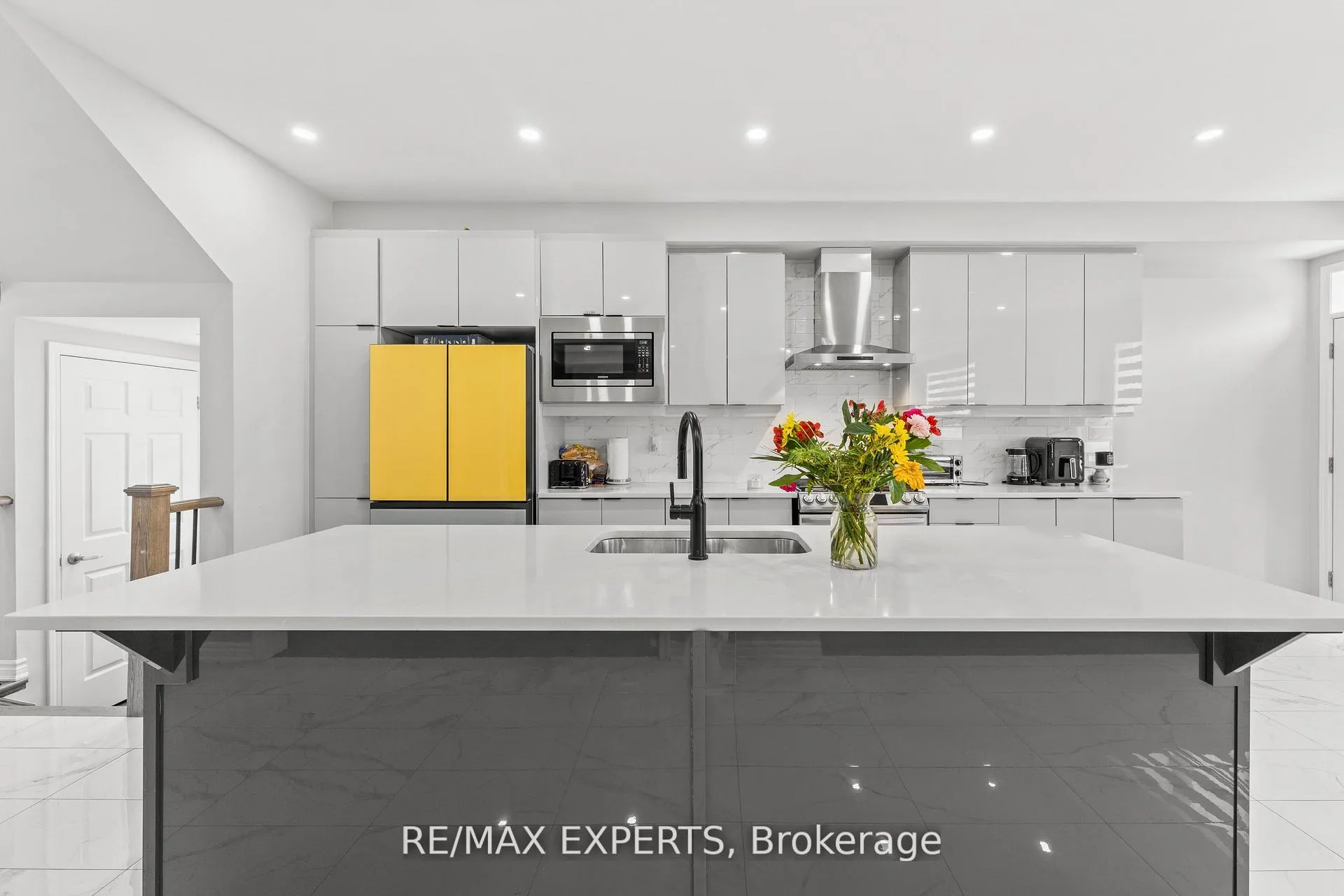Photo 9 of 1437 Kerrydale Avenue, Pickering, Rural Pickering — HOMEH
