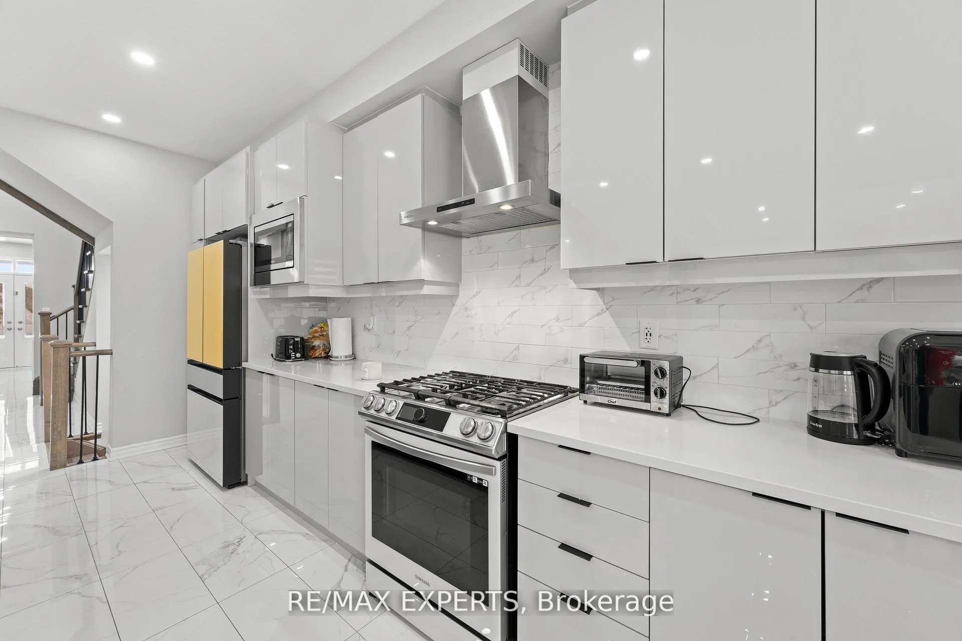 Photo 15 of 1437 Kerrydale Avenue, Pickering, Rural Pickering — HOMEH