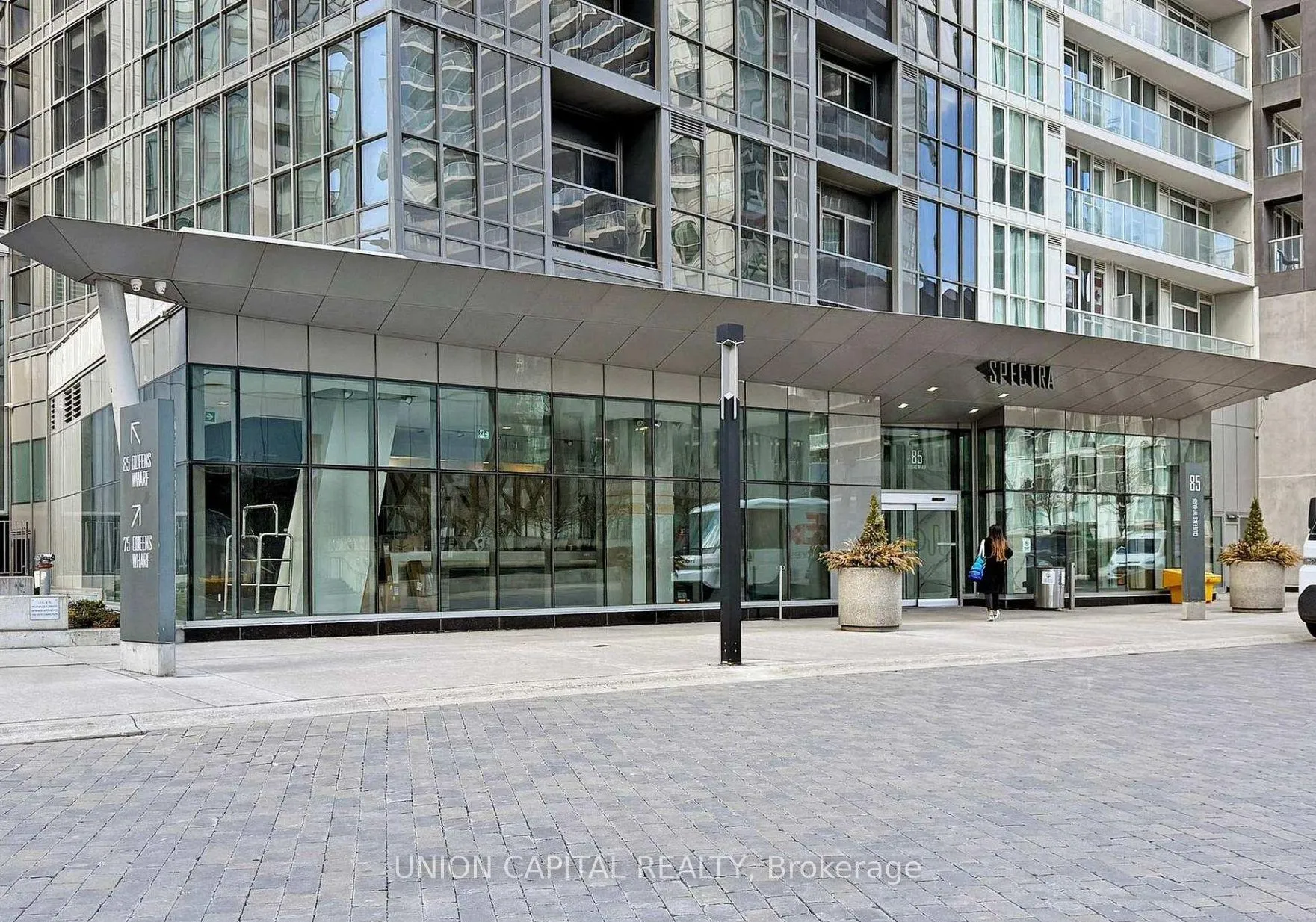 Photo 2 of Unit 1502, 85 Queens Wharf Road, Toronto, Waterfront Communities — HOMEH