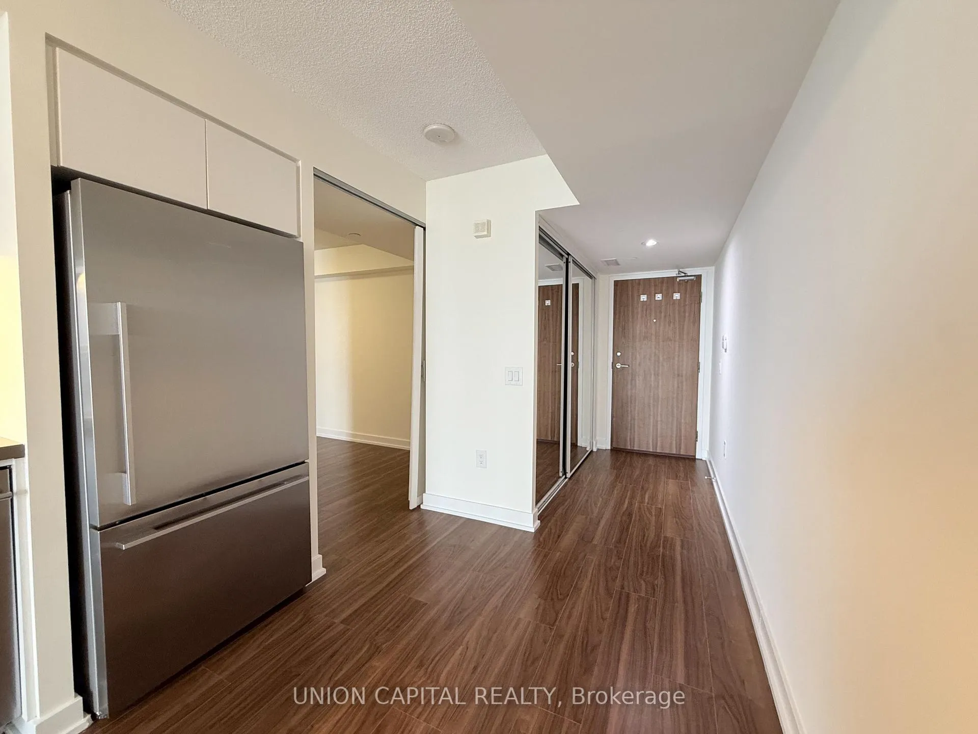 Photo 5 of Unit 1502, 85 Queens Wharf Road, Toronto, Waterfront Communities — HOMEH