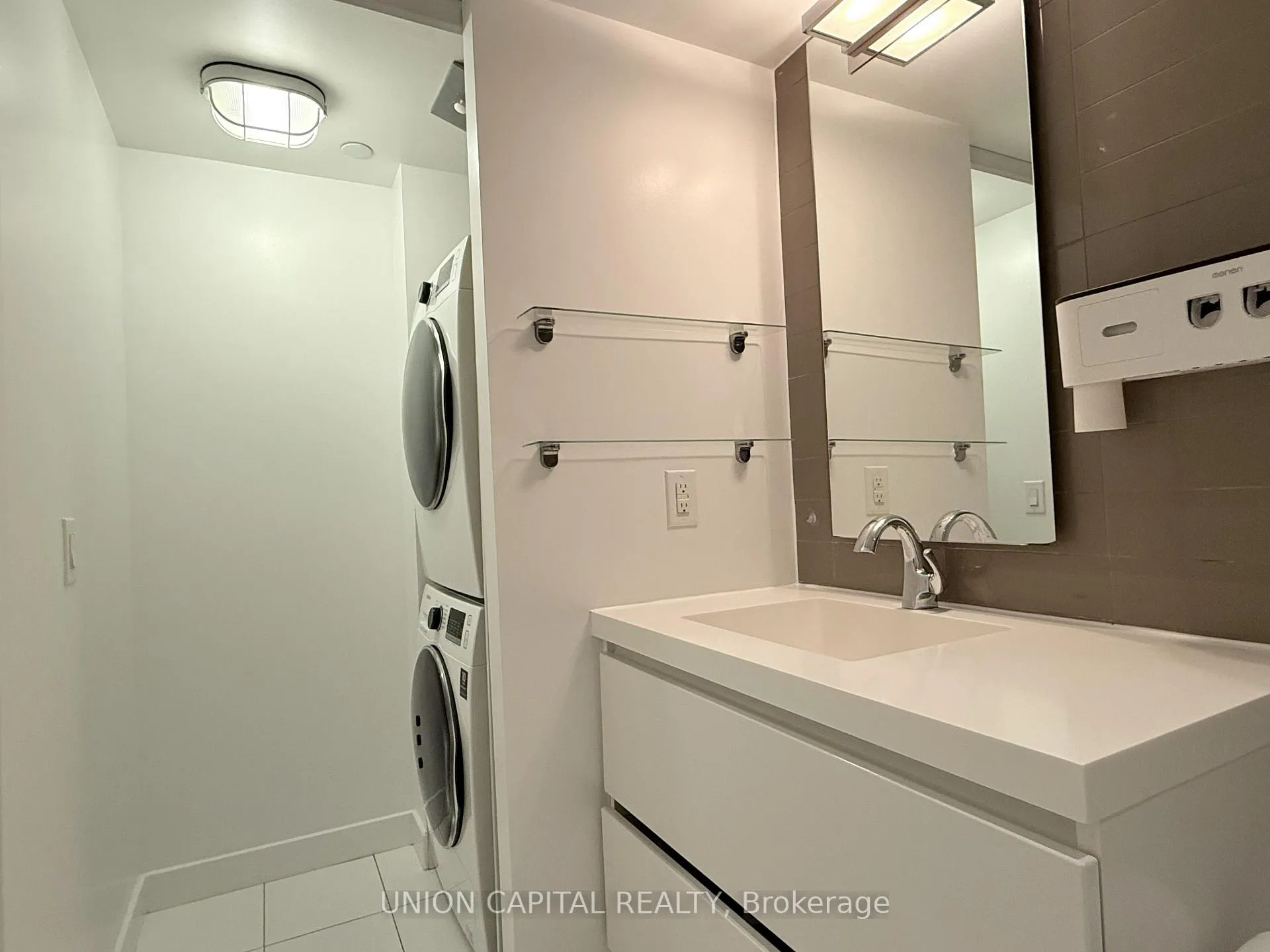 Photo 11 of Unit 1502, 85 Queens Wharf Road, Toronto, Waterfront Communities — HOMEH