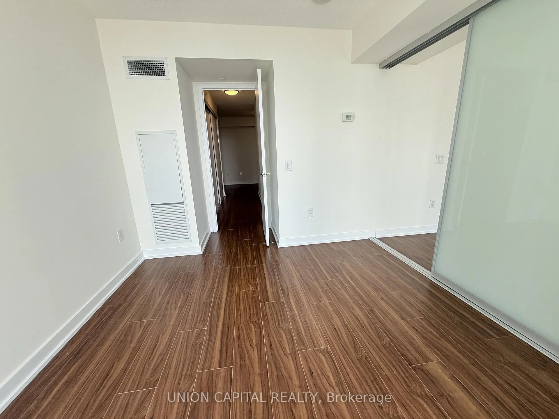 Photo 14 of Unit 1502, 85 Queens Wharf Road, Toronto, Waterfront Communities — HOMEH
