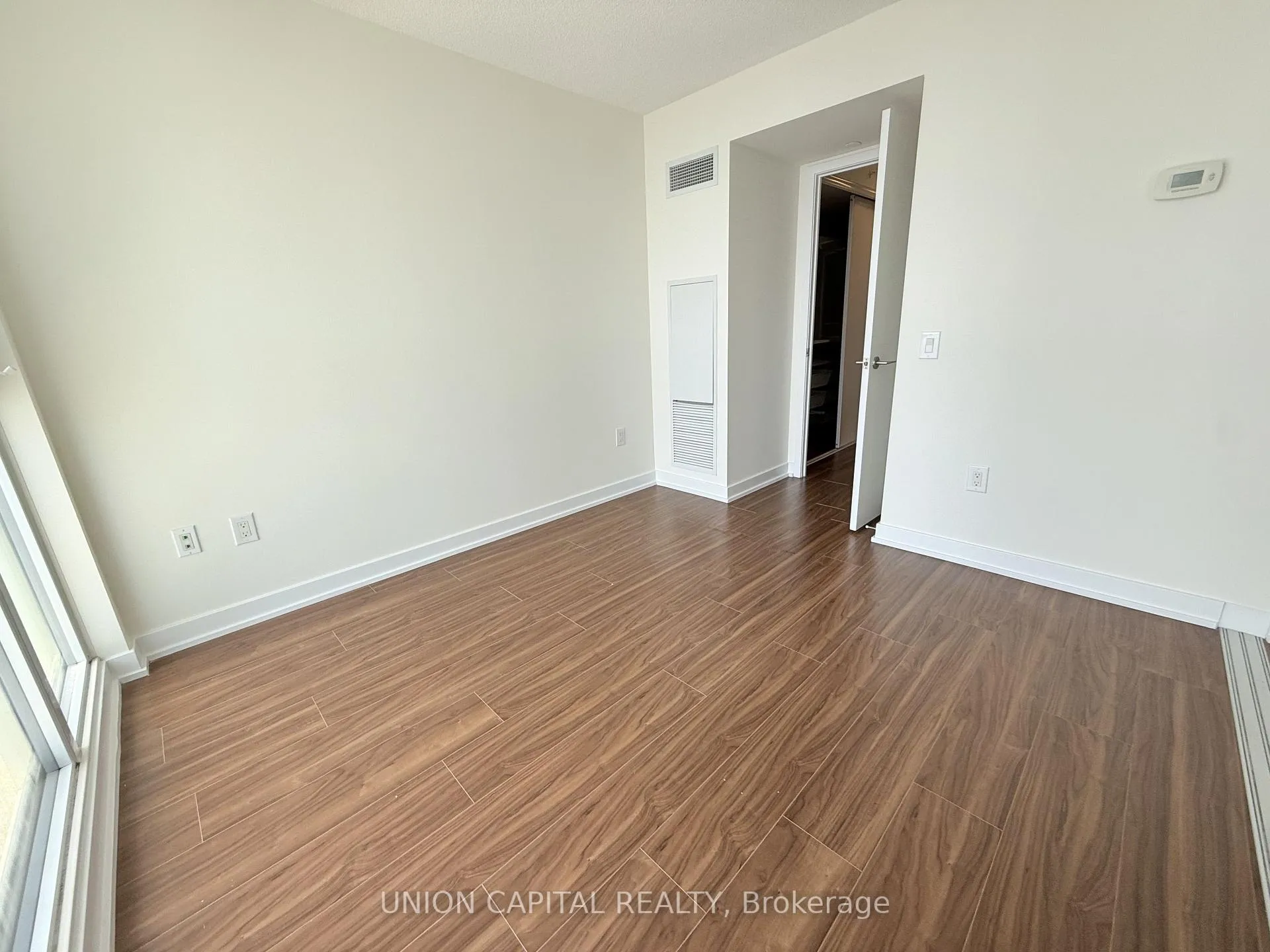 Photo 15 of Unit 1502, 85 Queens Wharf Road, Toronto, Waterfront Communities — HOMEH