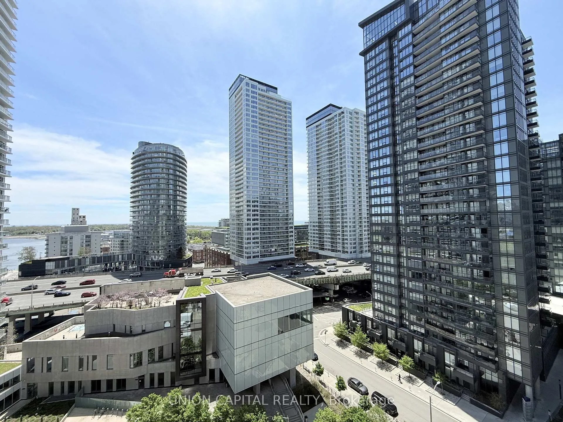 Photo 18 of Unit 1502, 85 Queens Wharf Road, Toronto, Waterfront Communities — HOMEH