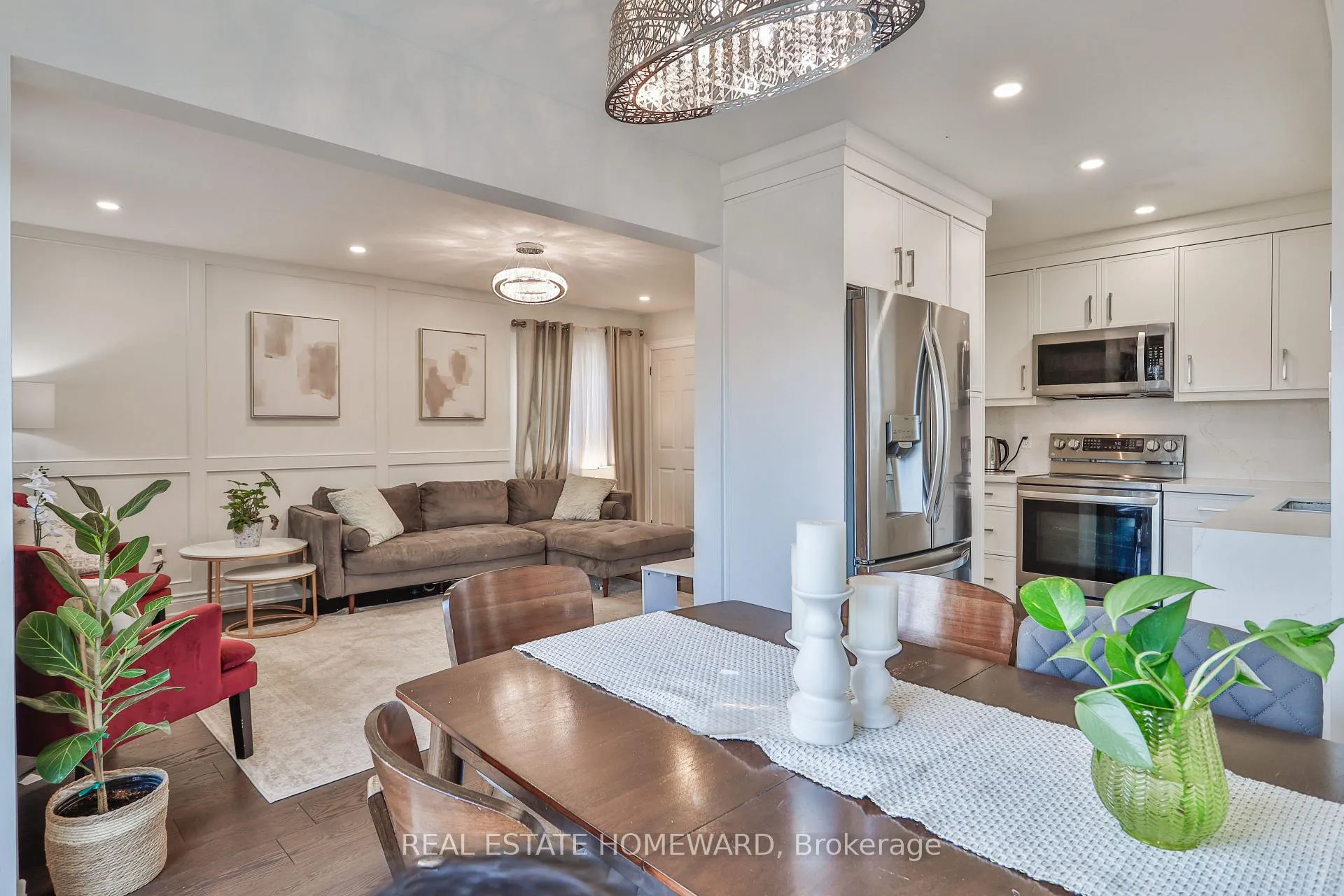 Photo 14 of 20 Masters Drive, Barrie, East Bayfield — HOMEH
