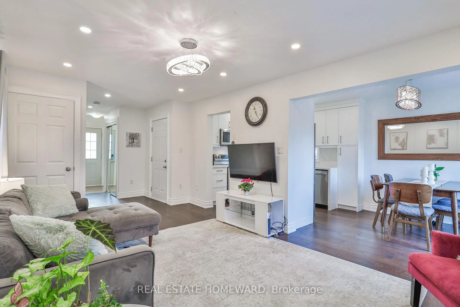 Photo 17 of 20 Masters Drive, Barrie, East Bayfield — HOMEH