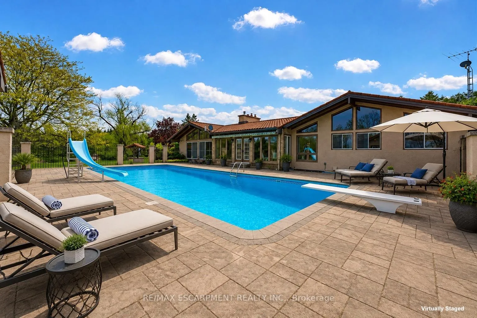 Photo 43 of 4274 Highway 56, Hamilton, Rural Glanbrook — HOMEH