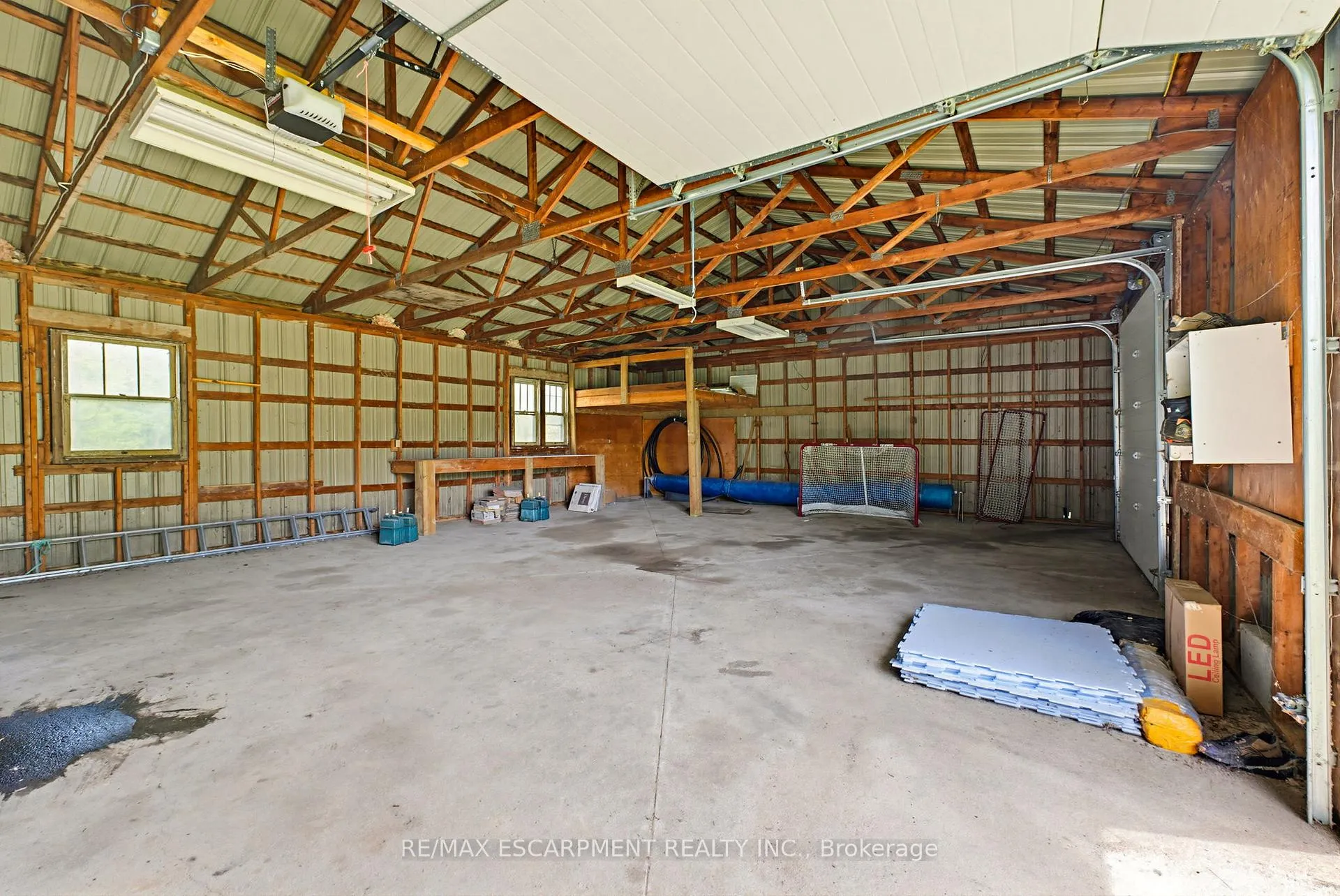 Photo 49 of 4274 Highway 56, Hamilton, Rural Glanbrook — HOMEH
