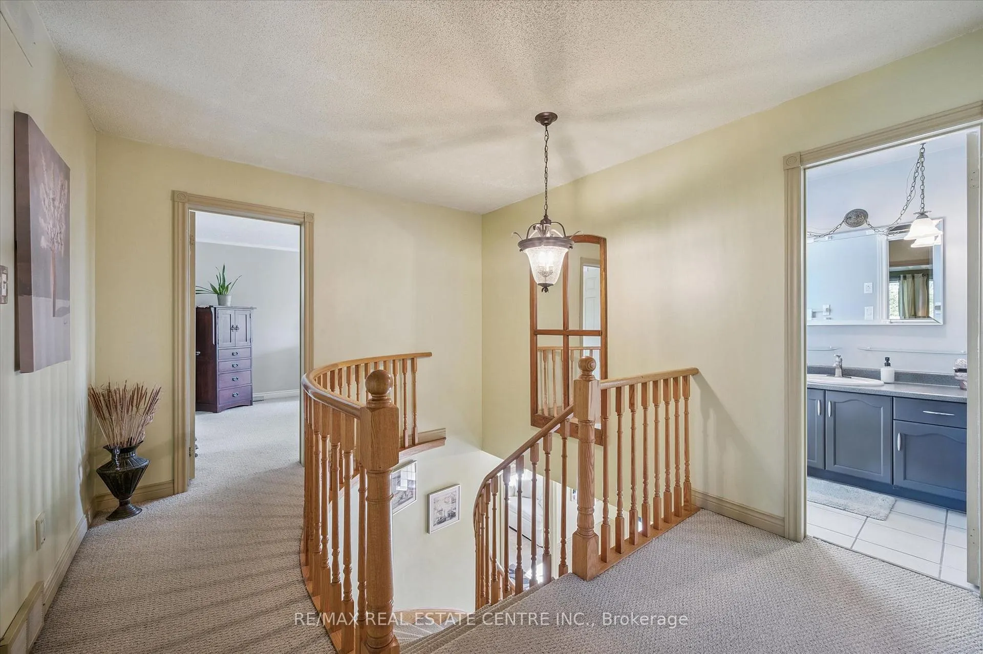 Photo 20 of 40 Beasley Crescent, Waterloo — HOMEH