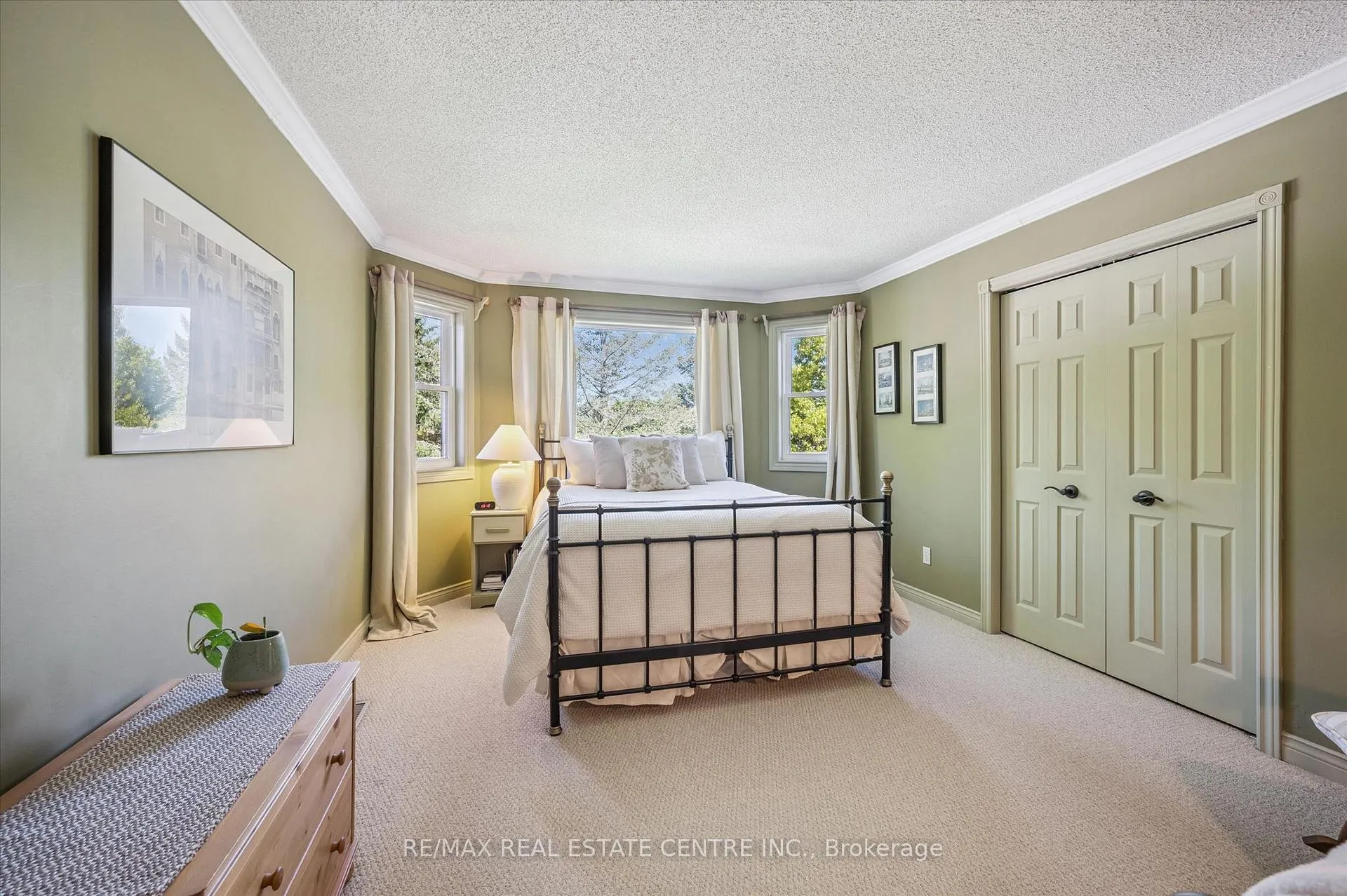 Photo 21 of 40 Beasley Crescent, Waterloo — HOMEH