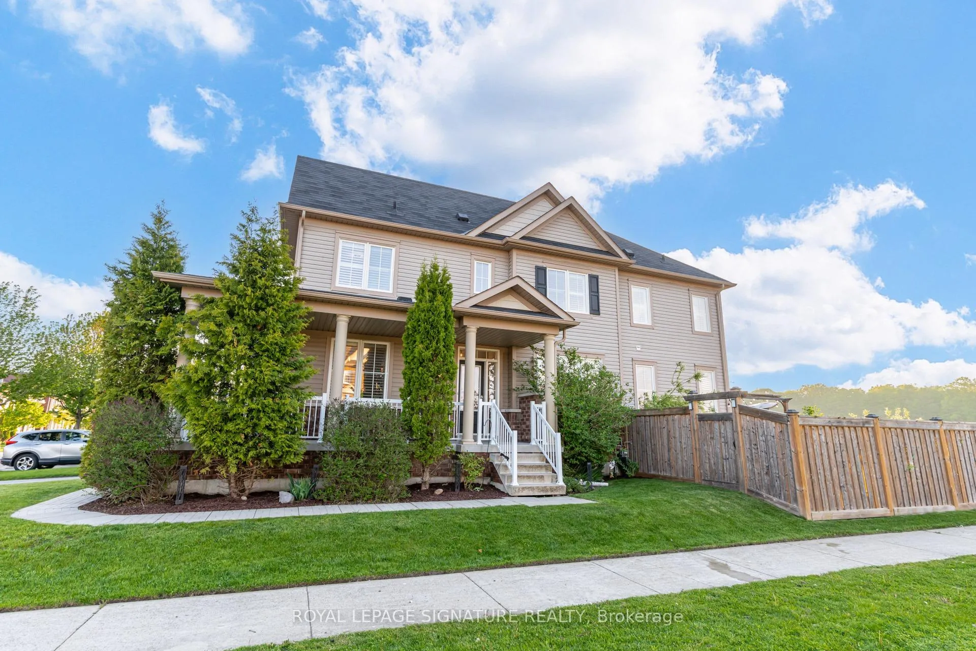 Photo 5 of 60 Ross Wright Avenue, Clarington, Bowmanville — HOMEH