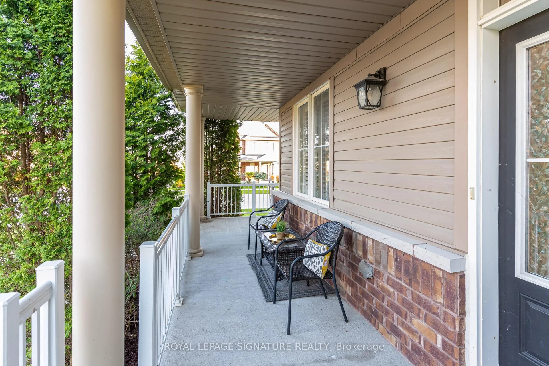Photo 6 of 60 Ross Wright Avenue, Clarington, Bowmanville — HOMEH