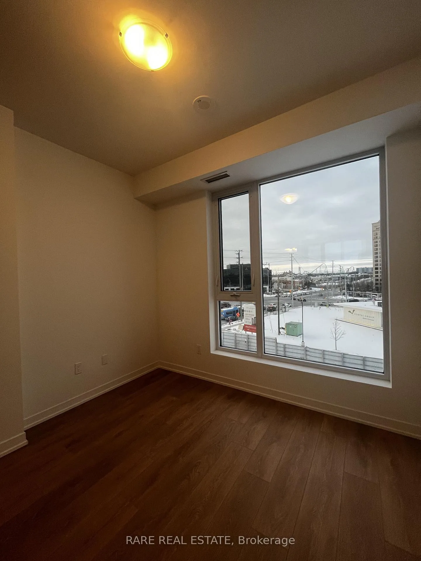 Photo 11 of Unit 437, 498 Caldari Road, Vaughan, Concord — HOMEH