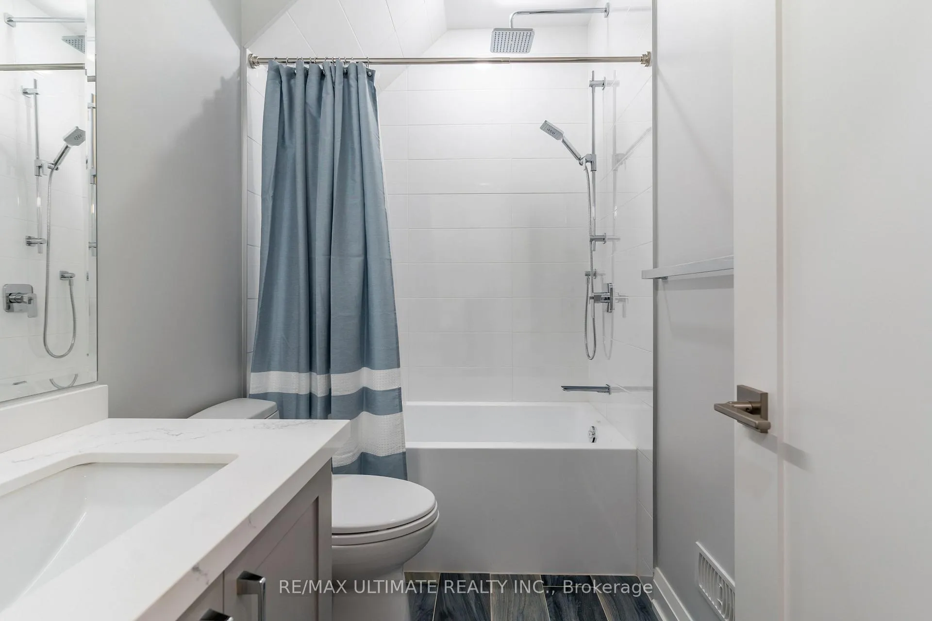 Photo 10 of Unit Main, 29 Brookmount Road, Toronto, The Beaches — HOMEH
