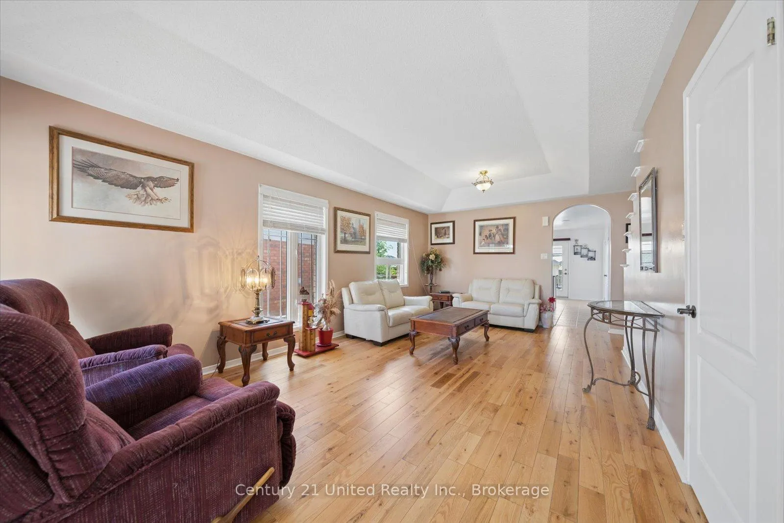 Photo 6 of 122 Parcells Crescent, Peterborough, Otonabee Ward 1 — HOMEH