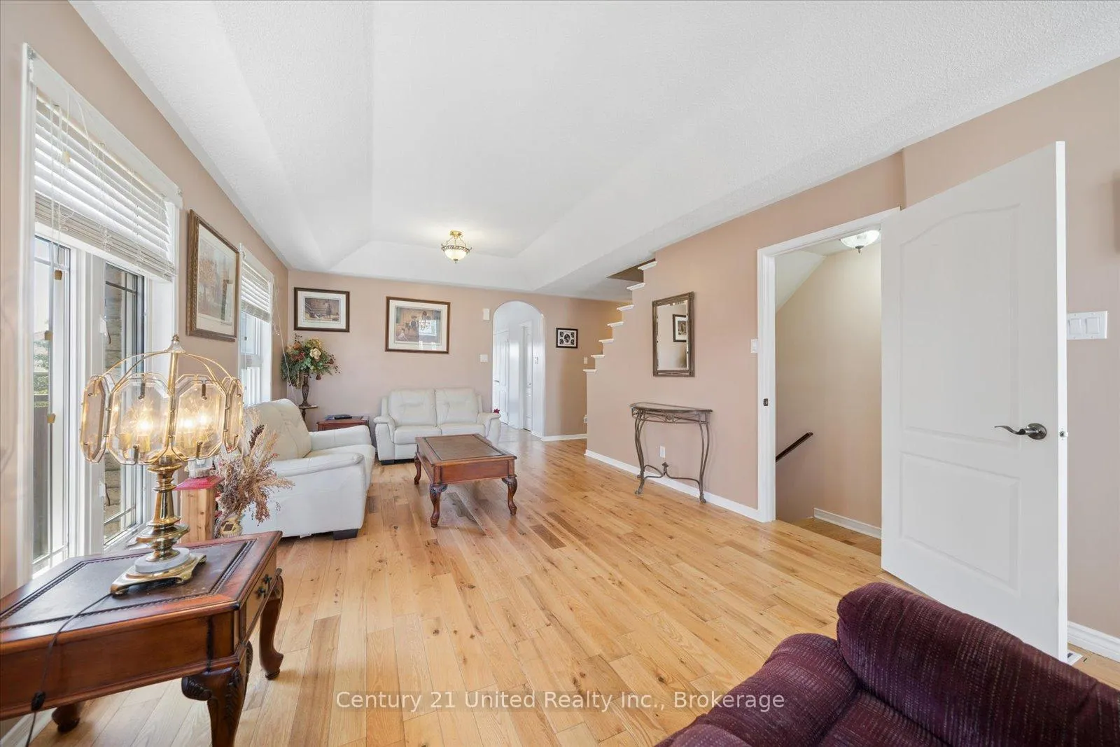 Photo 7 of 122 Parcells Crescent, Peterborough, Otonabee Ward 1 — HOMEH