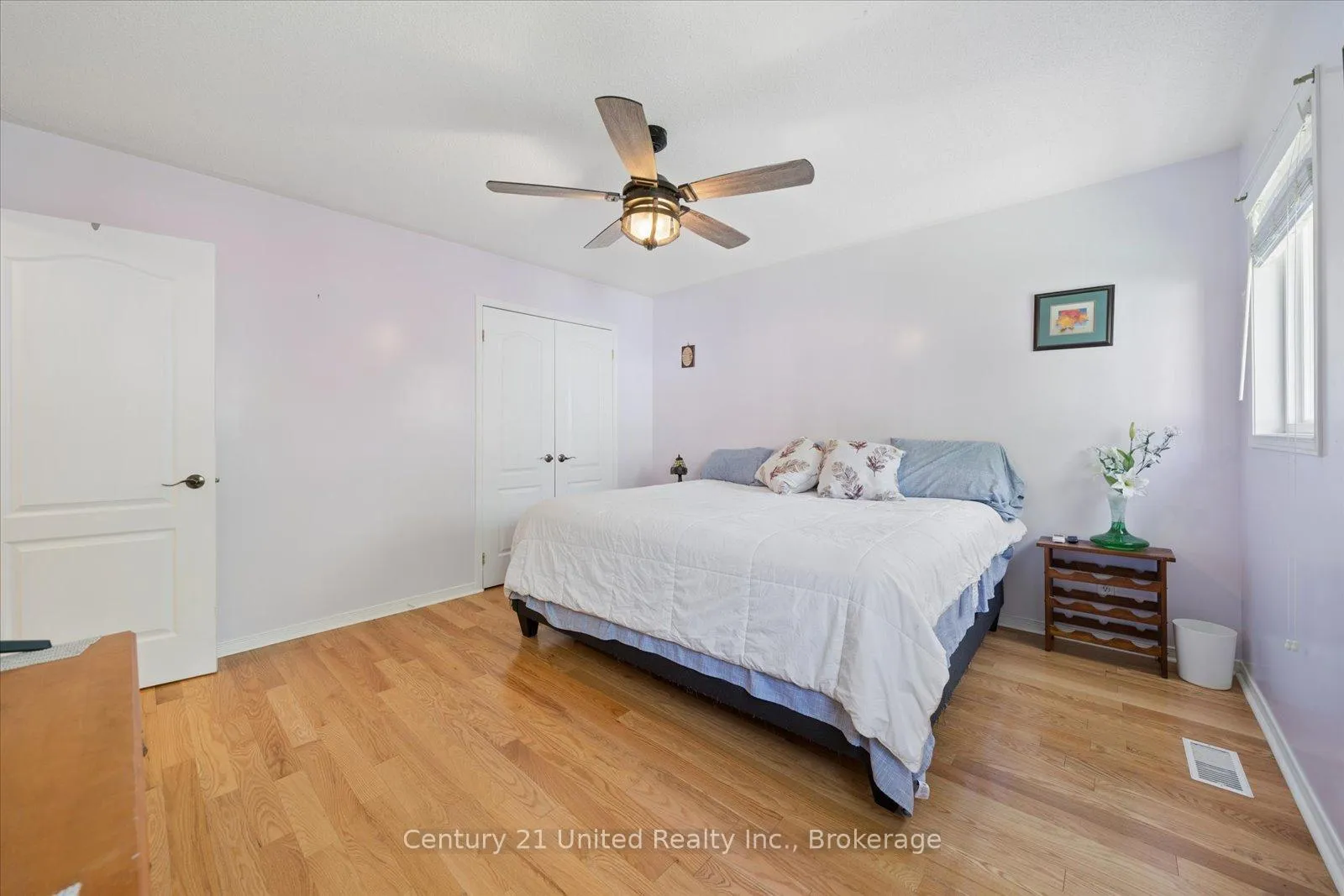 Photo 23 of 122 Parcells Crescent, Peterborough, Otonabee Ward 1 — HOMEH