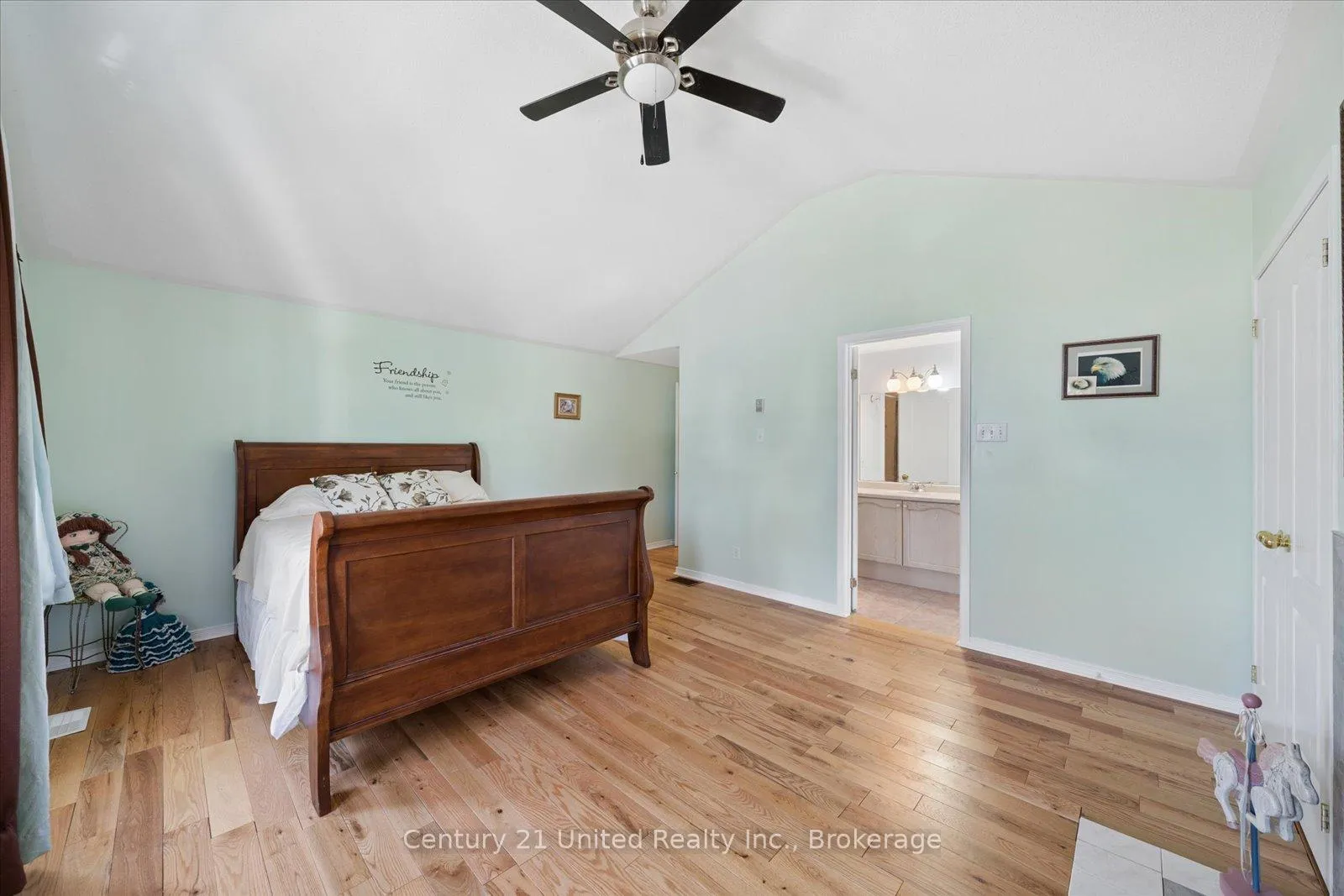 Photo 29 of 122 Parcells Crescent, Peterborough, Otonabee Ward 1 — HOMEH
