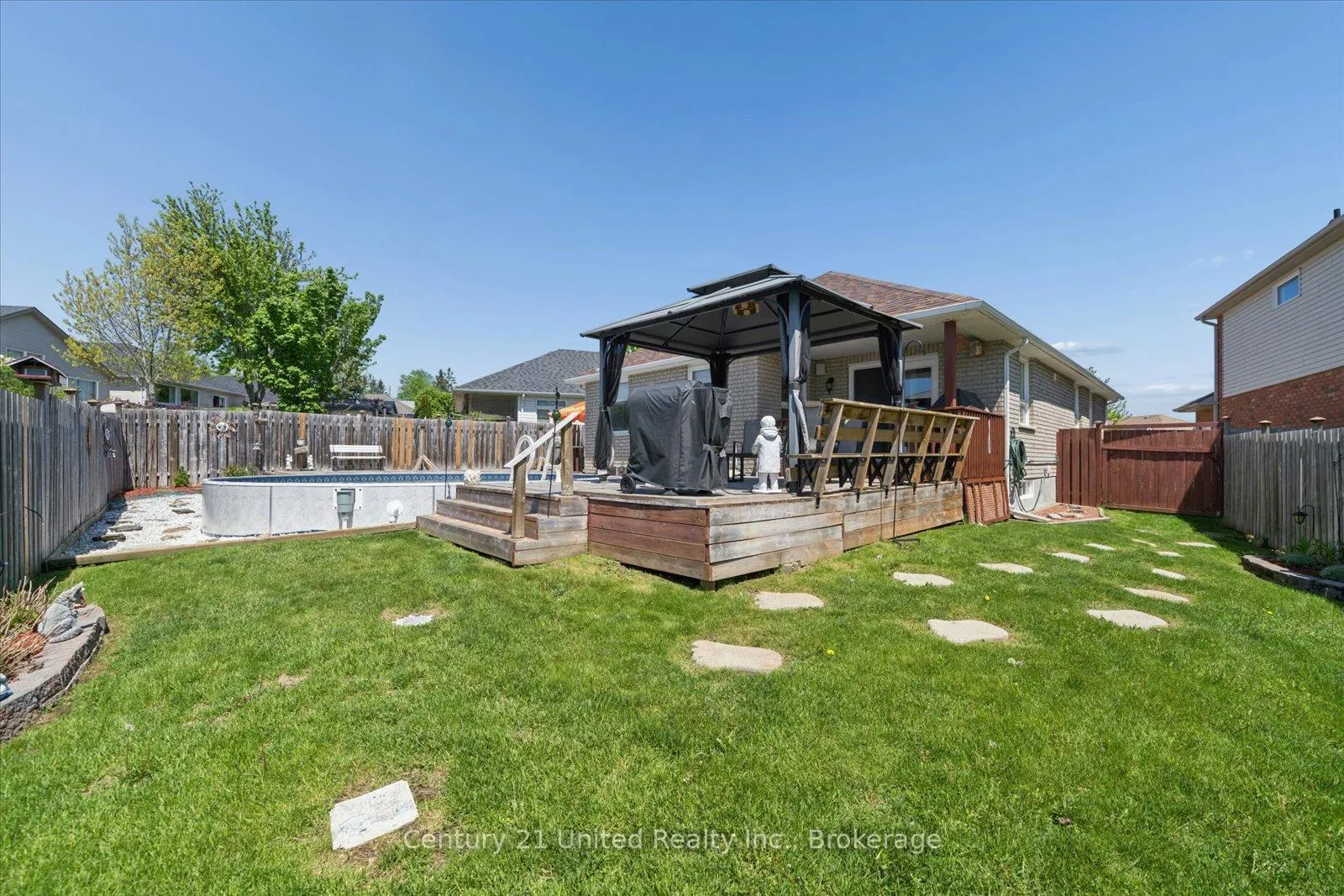Photo 50 of 122 Parcells Crescent, Peterborough, Otonabee Ward 1 — HOMEH
