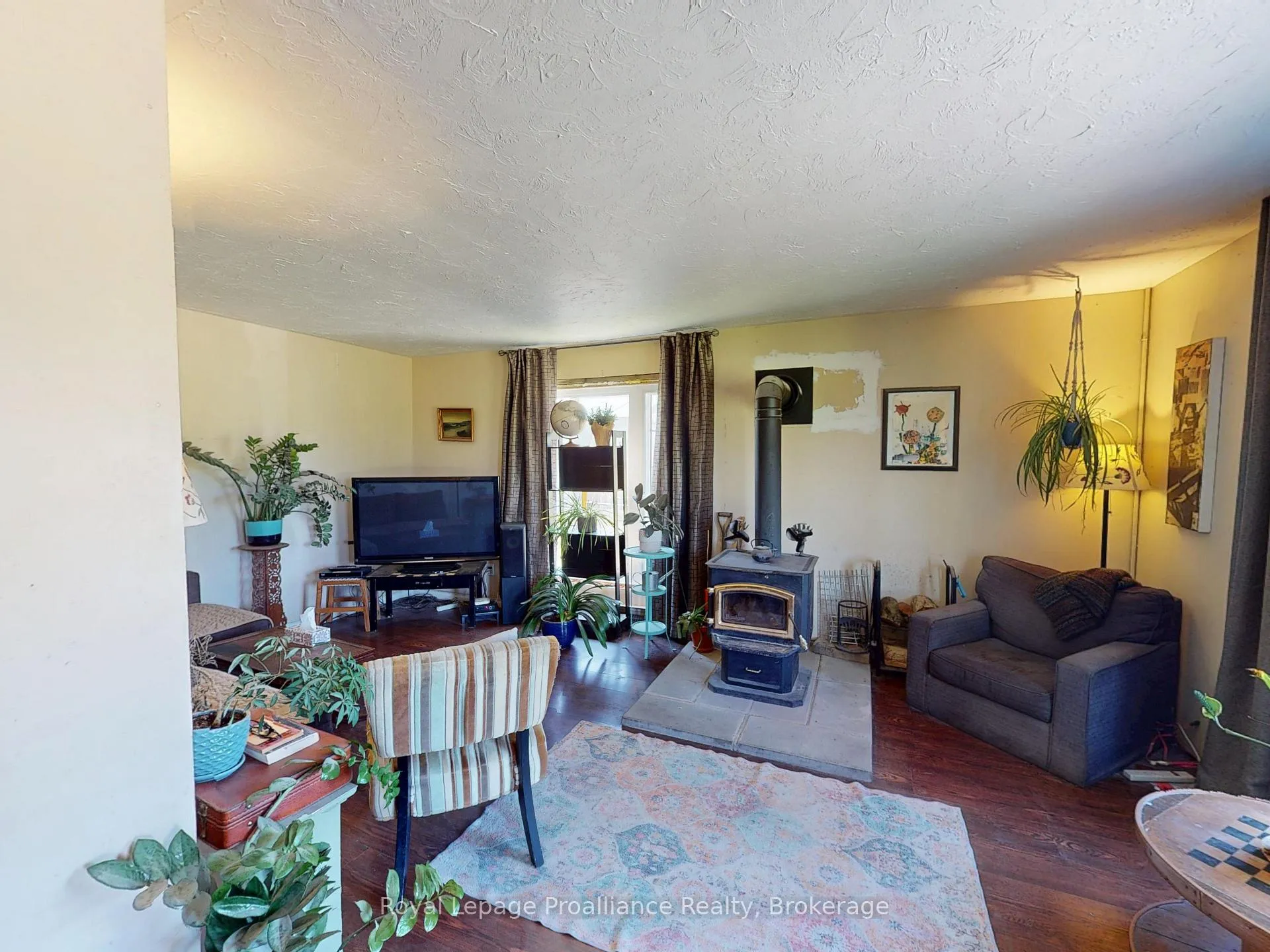 Photo 6 of 529 Gunter Settlement Road, Quinte West, Murray Ward — HOMEH