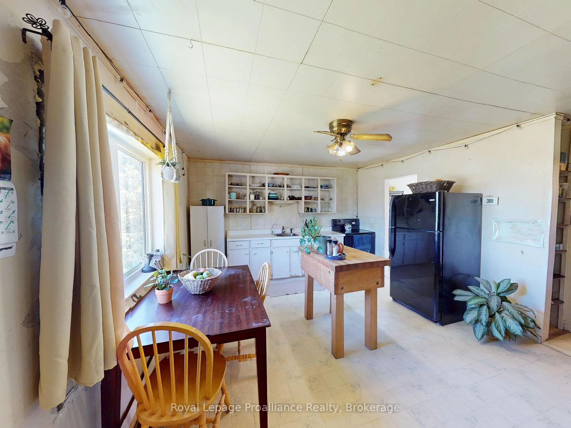 Photo 9 of 529 Gunter Settlement Road, Quinte West, Murray Ward — HOMEH