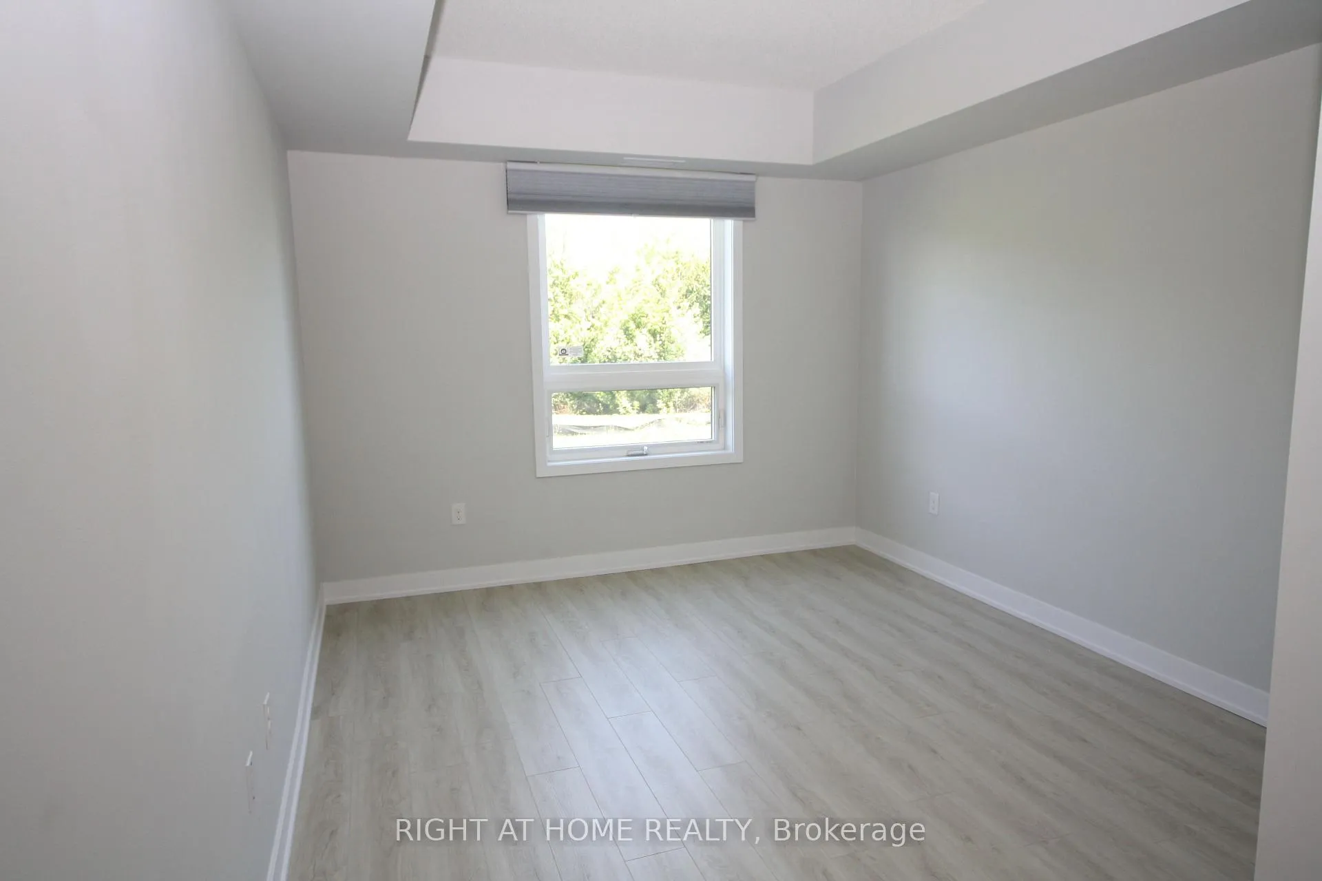 Photo 16 of Unit 108, 5 Chef Lane, Barrie, Rural Barrie Southeast — HOMEH