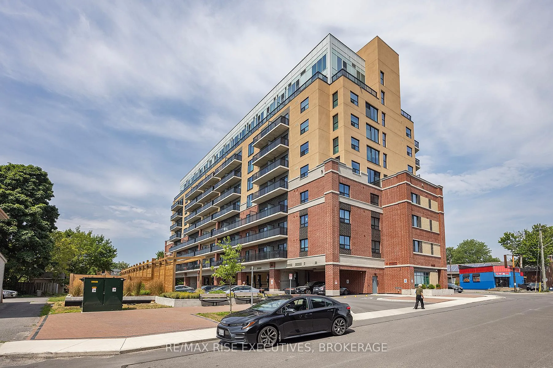 Photo 2 of Unit 515, 652 Princess Street, Kingston, Central City East — HOMEH
