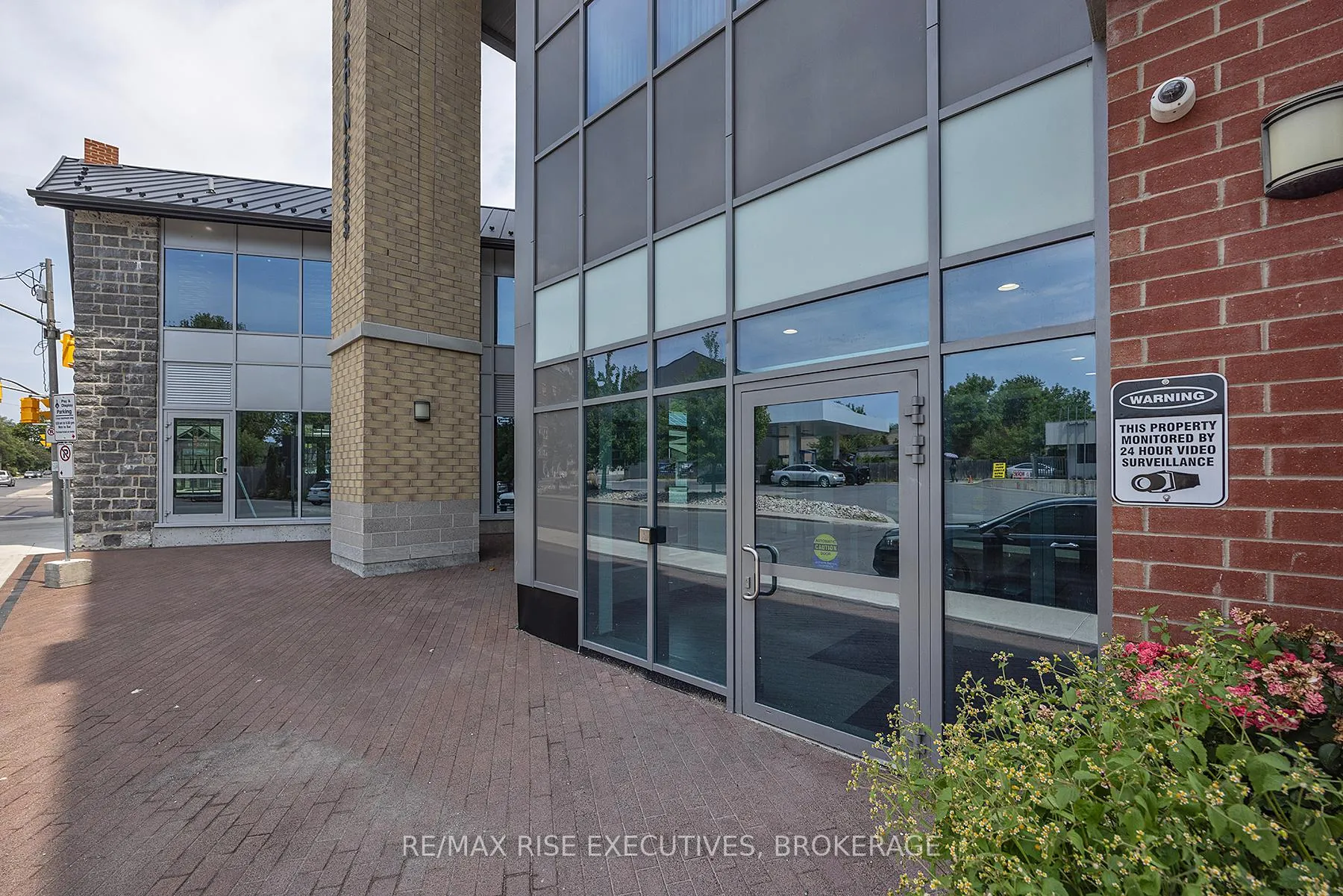 Photo 6 of Unit 515, 652 Princess Street, Kingston, Central City East — HOMEH