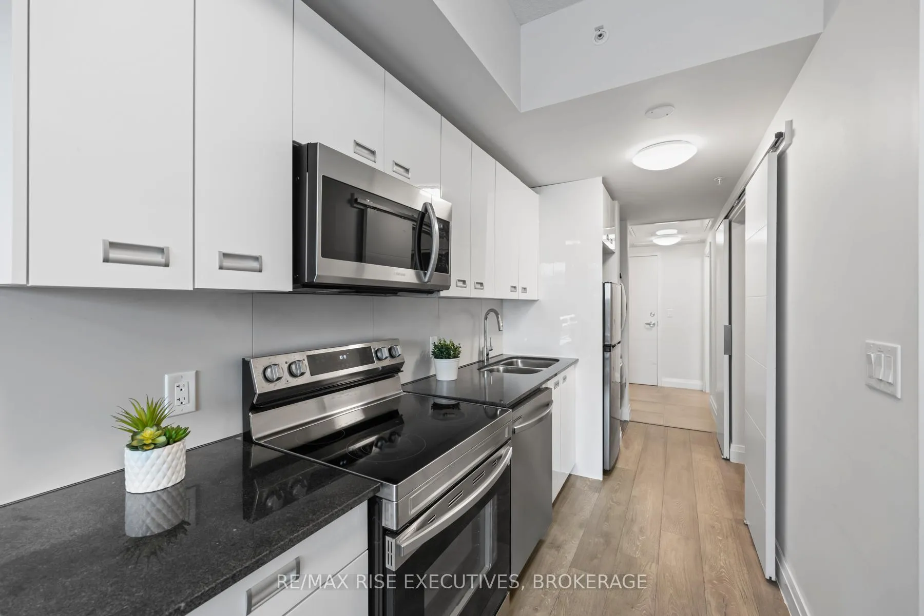 Photo 35 of Unit 515, 652 Princess Street, Kingston, Central City East — HOMEH