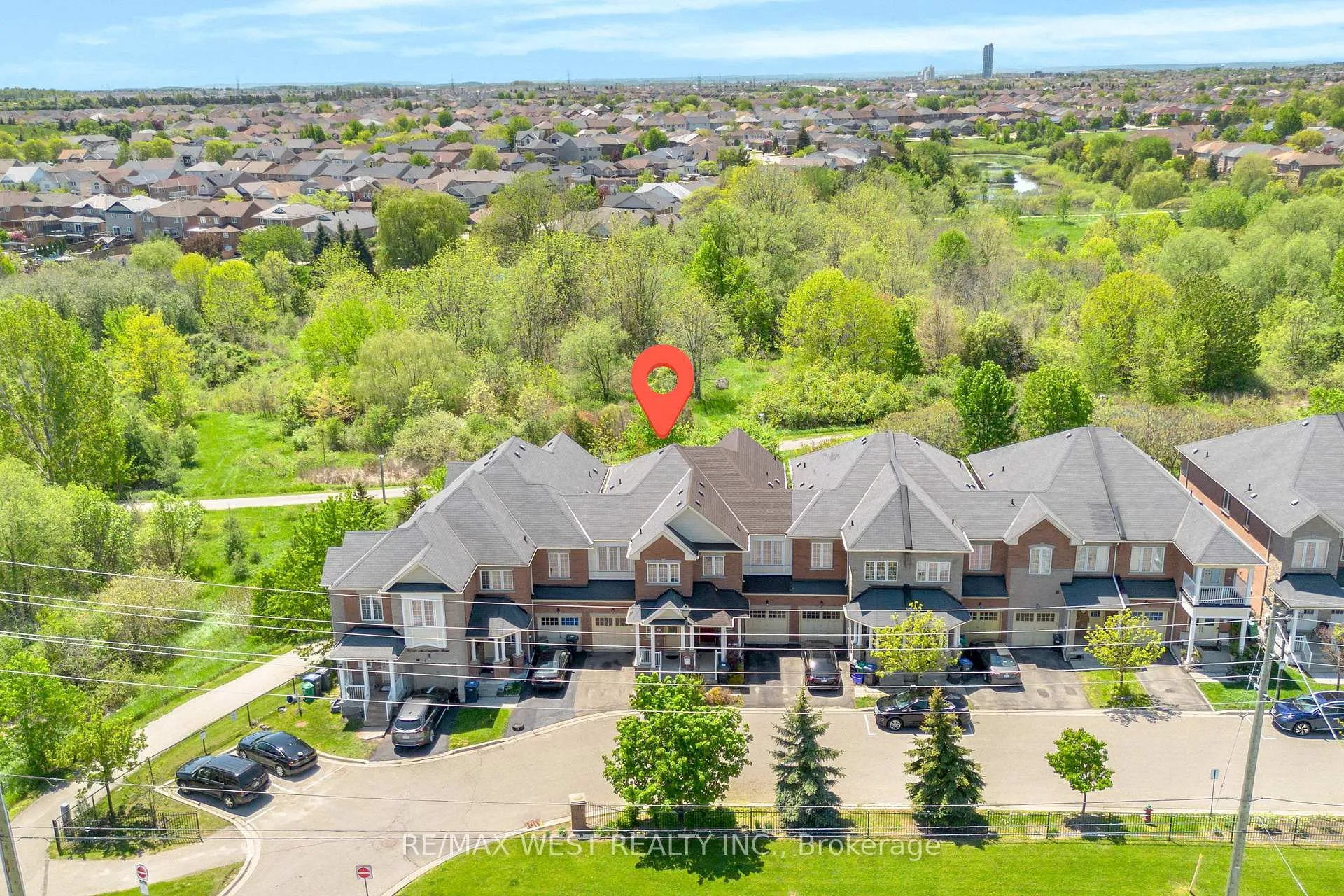 Photo 2 of Unit 3, 9704 Mclaughlin Road N, Brampton, Fletcher's Creek Village — HOMEH