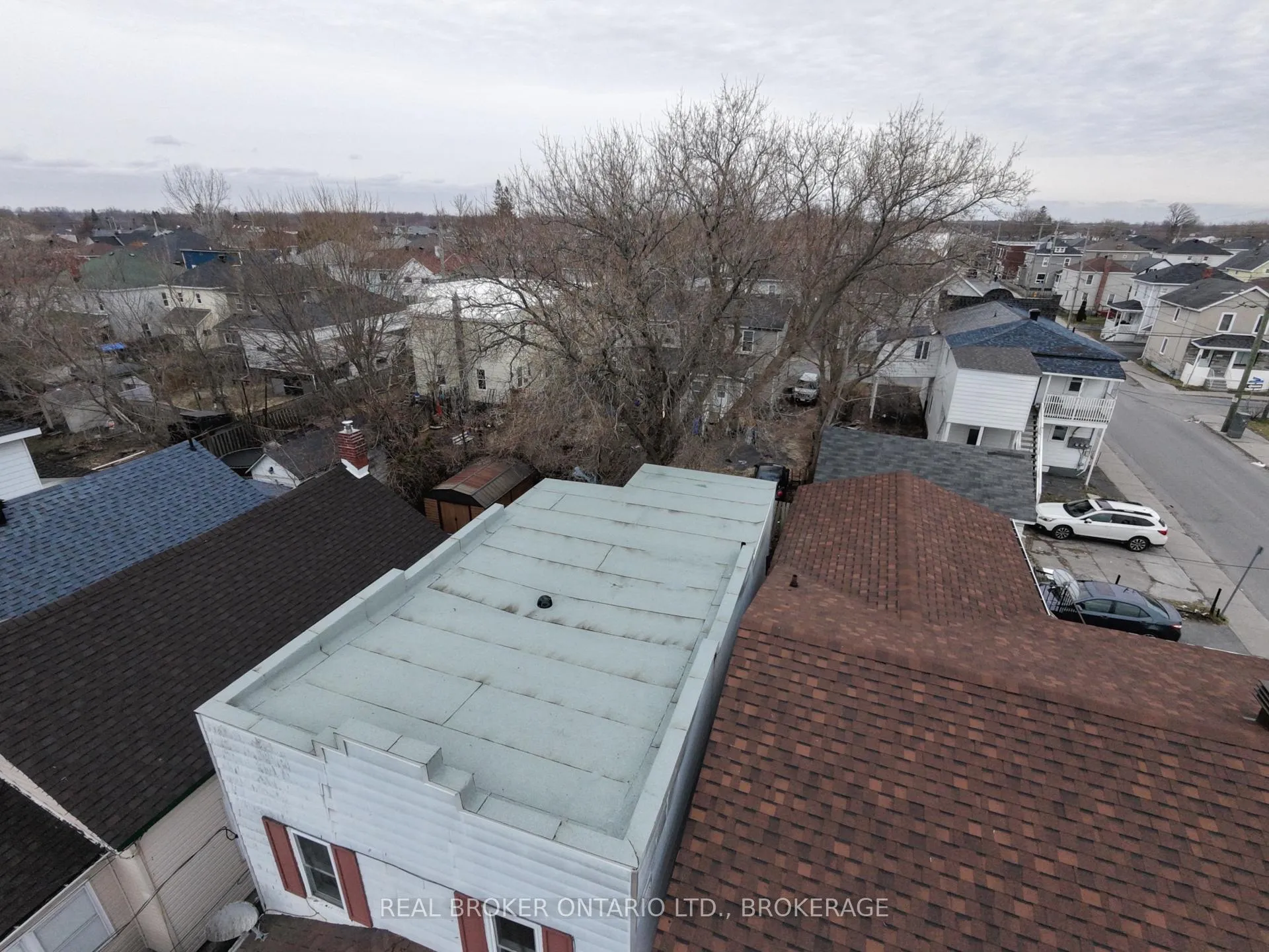 Photo 21 of 302 Mcconnell Avenue, Cornwall — HOMEH