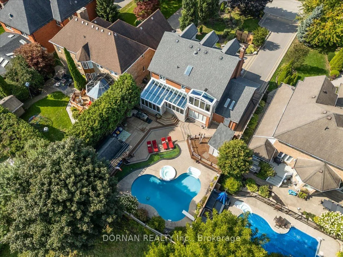 Photo 6 of 9 Hanover Court, Whitby, Lynde Creek — HOMEH