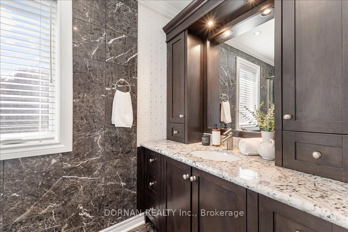 Photo 36 of 9 Hanover Court, Whitby, Lynde Creek — HOMEH