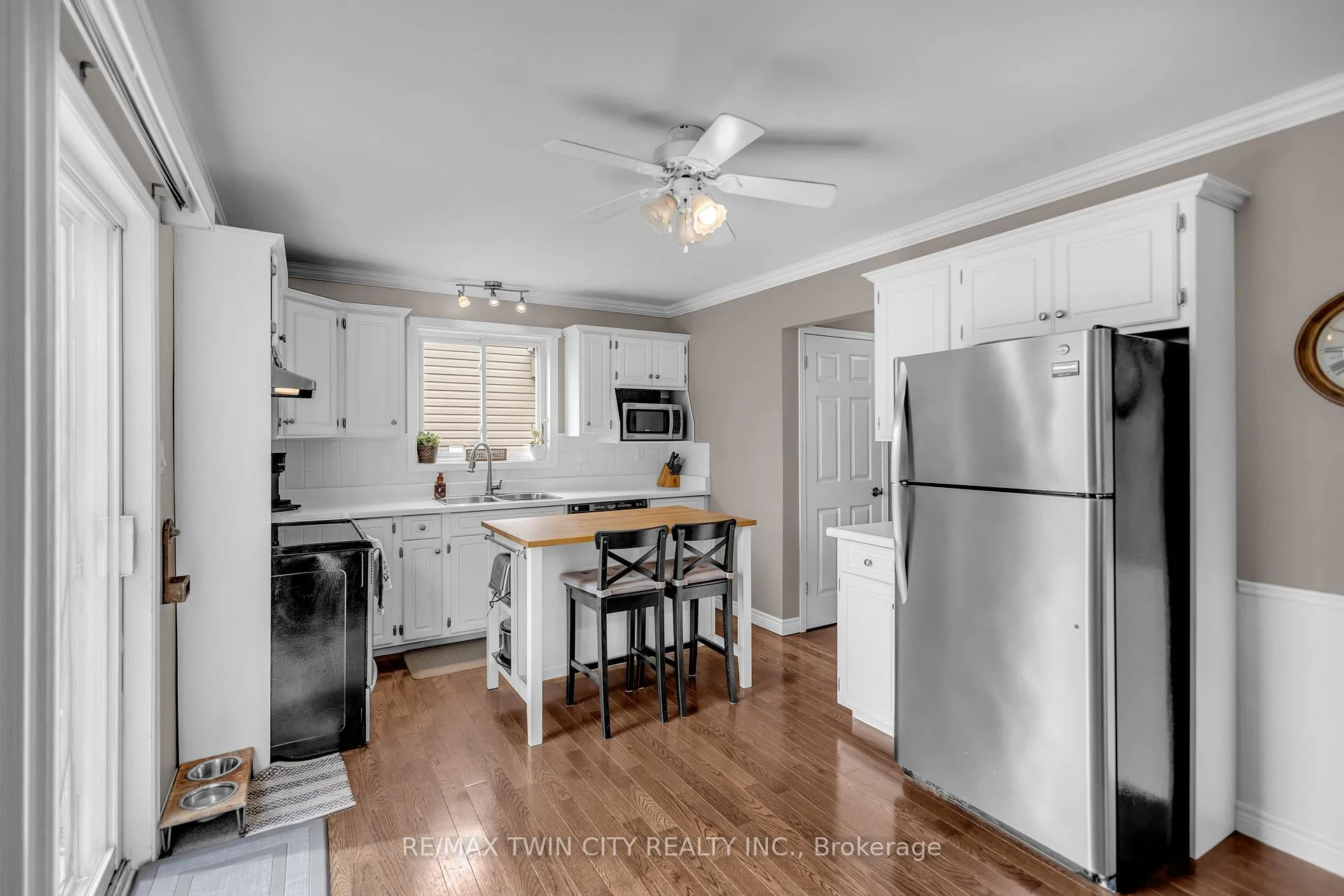 Photo 8 of 13 Morgan Drive, Haldimand — HOMEH