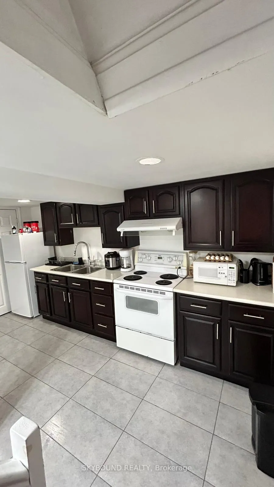 Photo 4 of Unit Lower, 8 Runnymede Road, Toronto, High Park-Swansea — HOMEH