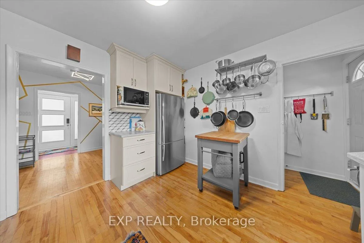 Photo 17 of 554 Browning Avenue, Ottawa, Riverview Park — HOMEH