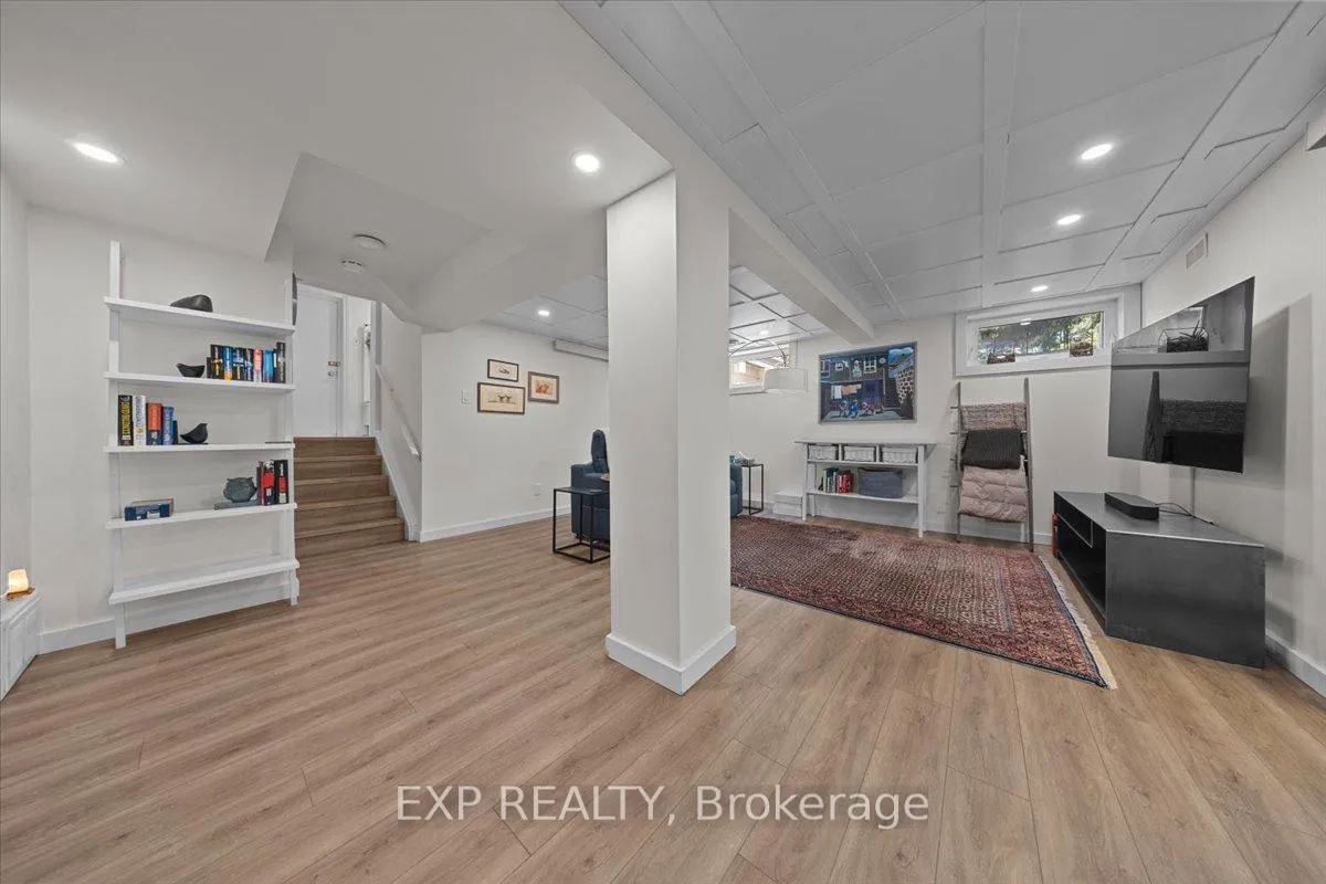 Photo 27 of 554 Browning Avenue, Ottawa, Riverview Park — HOMEH
