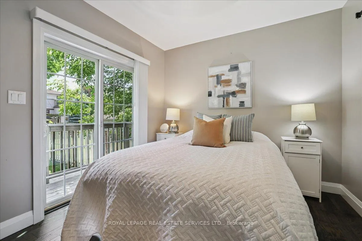 Photo 14 of 4 Rembe Avenue, Hamilton, Hamilton Beach — HOMEH