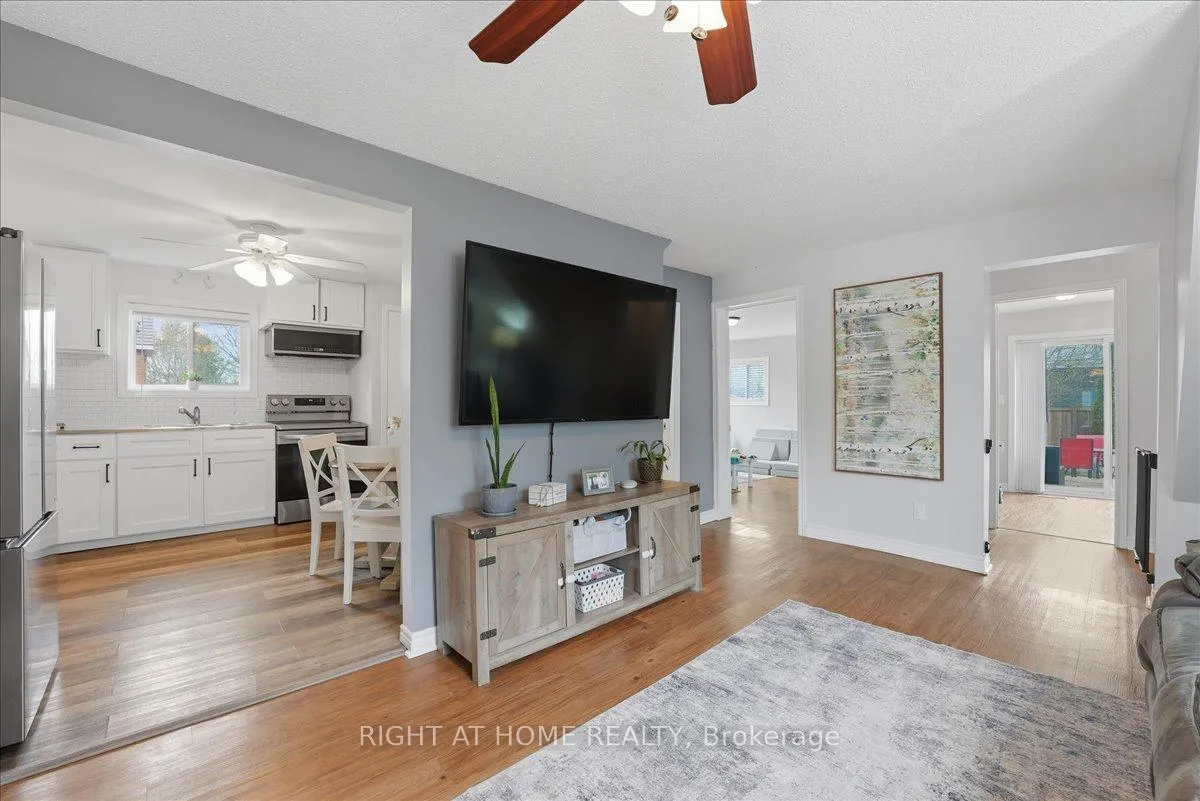 Photo 6 of 1 Leonard Avenue, Penetanguishene — HOMEH