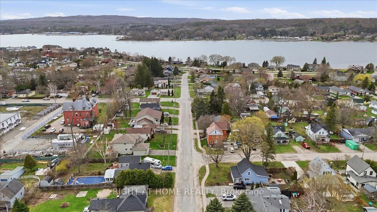 Photo 23 of 1 Leonard Avenue, Penetanguishene — HOMEH