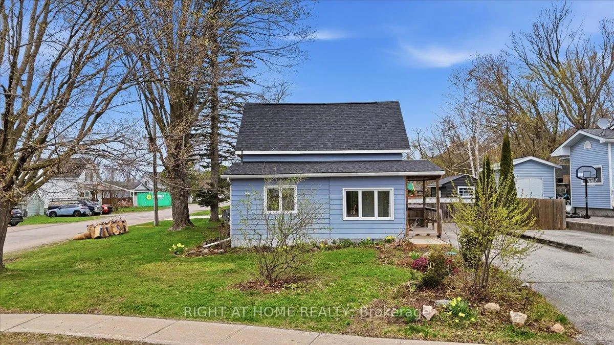 Photo 25 of 1 Leonard Avenue, Penetanguishene — HOMEH