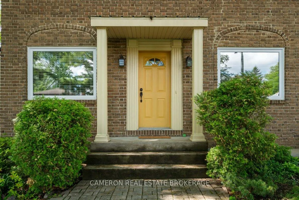 Photo 5 of 1515 Grant Avenue, Cornwall — HOMEH