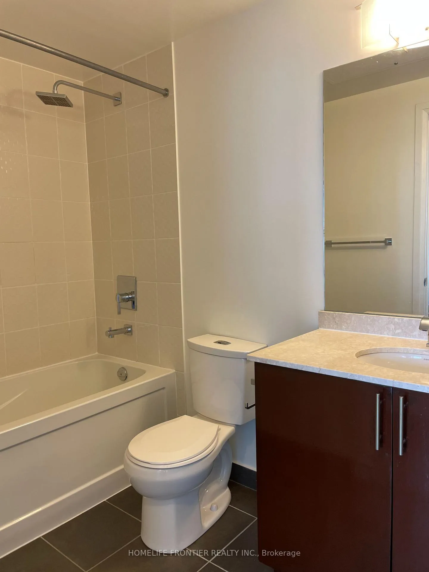 Photo 7 of Unit 202, 7167 Yonge Street, Markham, Grandview — HOMEH