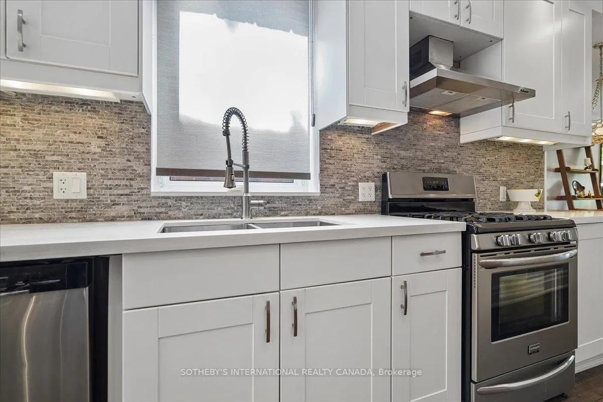 Photo 12 of 257 Booth Avenue, Toronto, South Riverdale — HOMEH