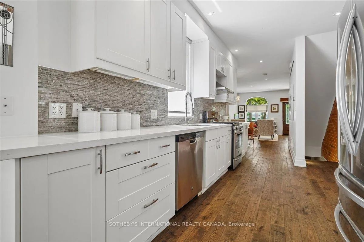 Photo 14 of 257 Booth Avenue, Toronto, South Riverdale — HOMEH