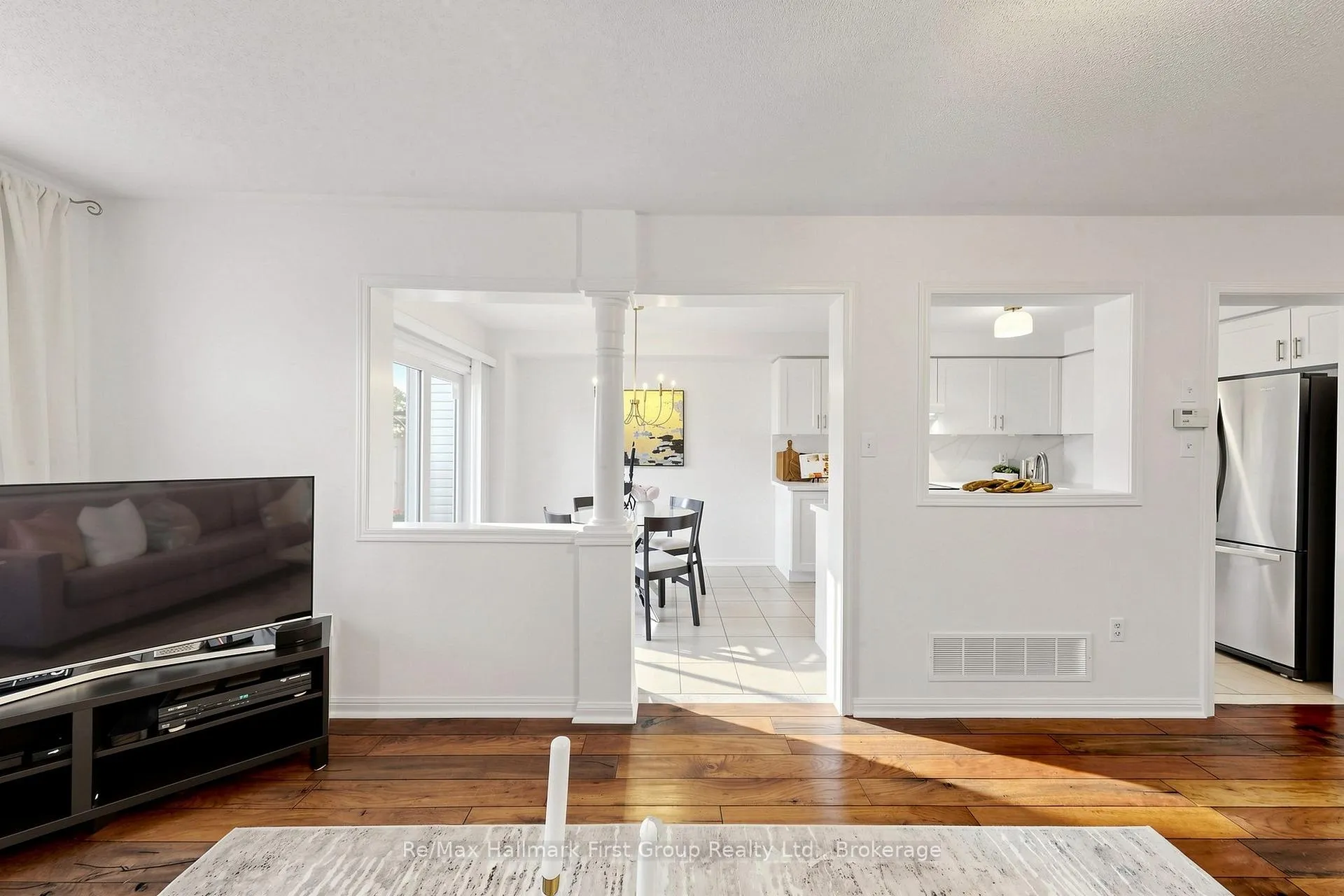 Photo 10 of 27 Robideau Place, Whitby, Pringle Creek — HOMEH