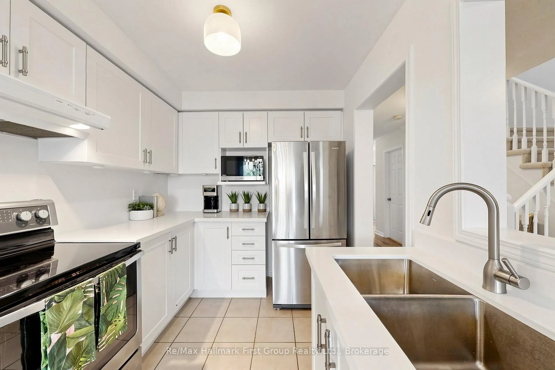 Photo 14 of 27 Robideau Place, Whitby, Pringle Creek — HOMEH