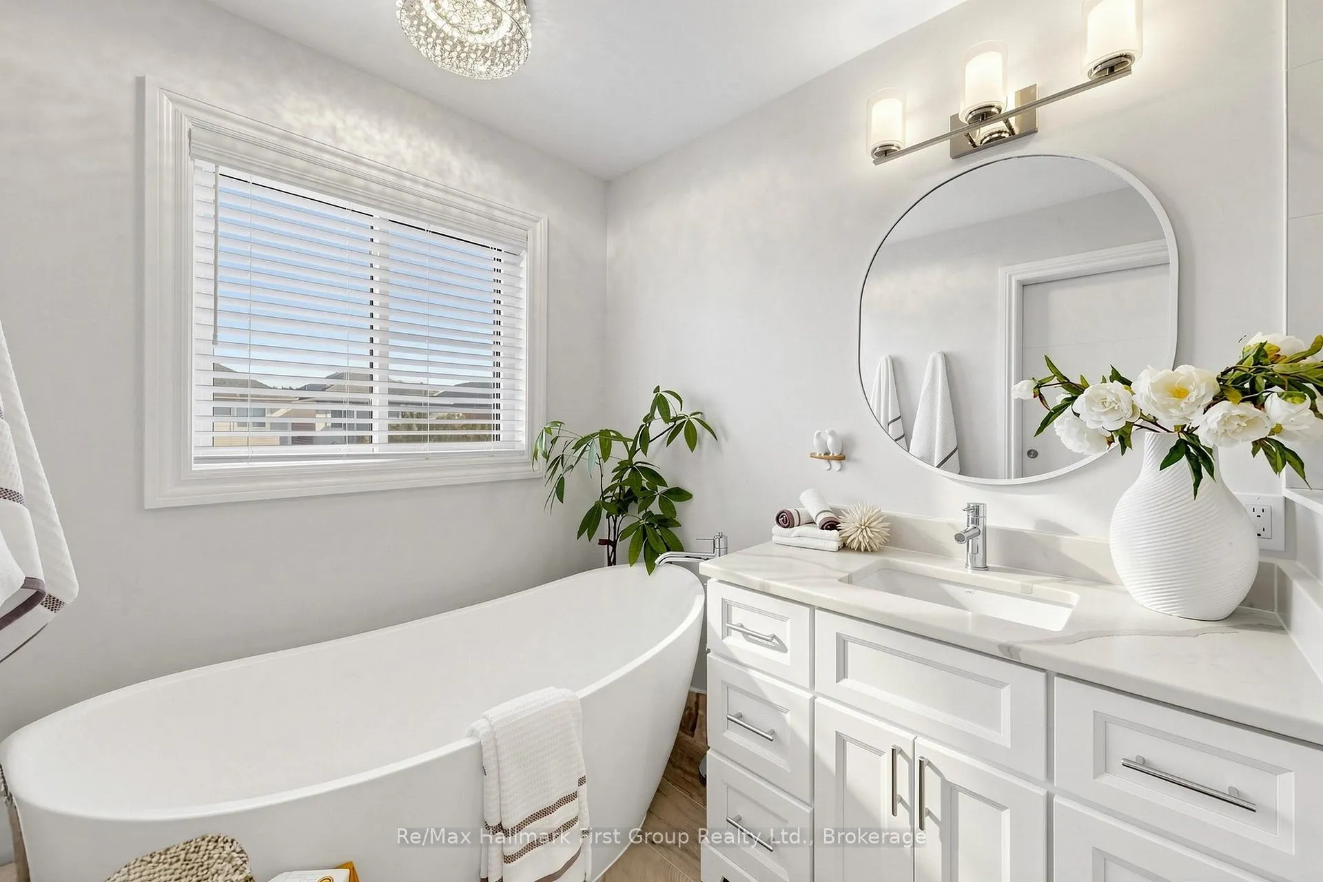 Photo 24 of 27 Robideau Place, Whitby, Pringle Creek — HOMEH