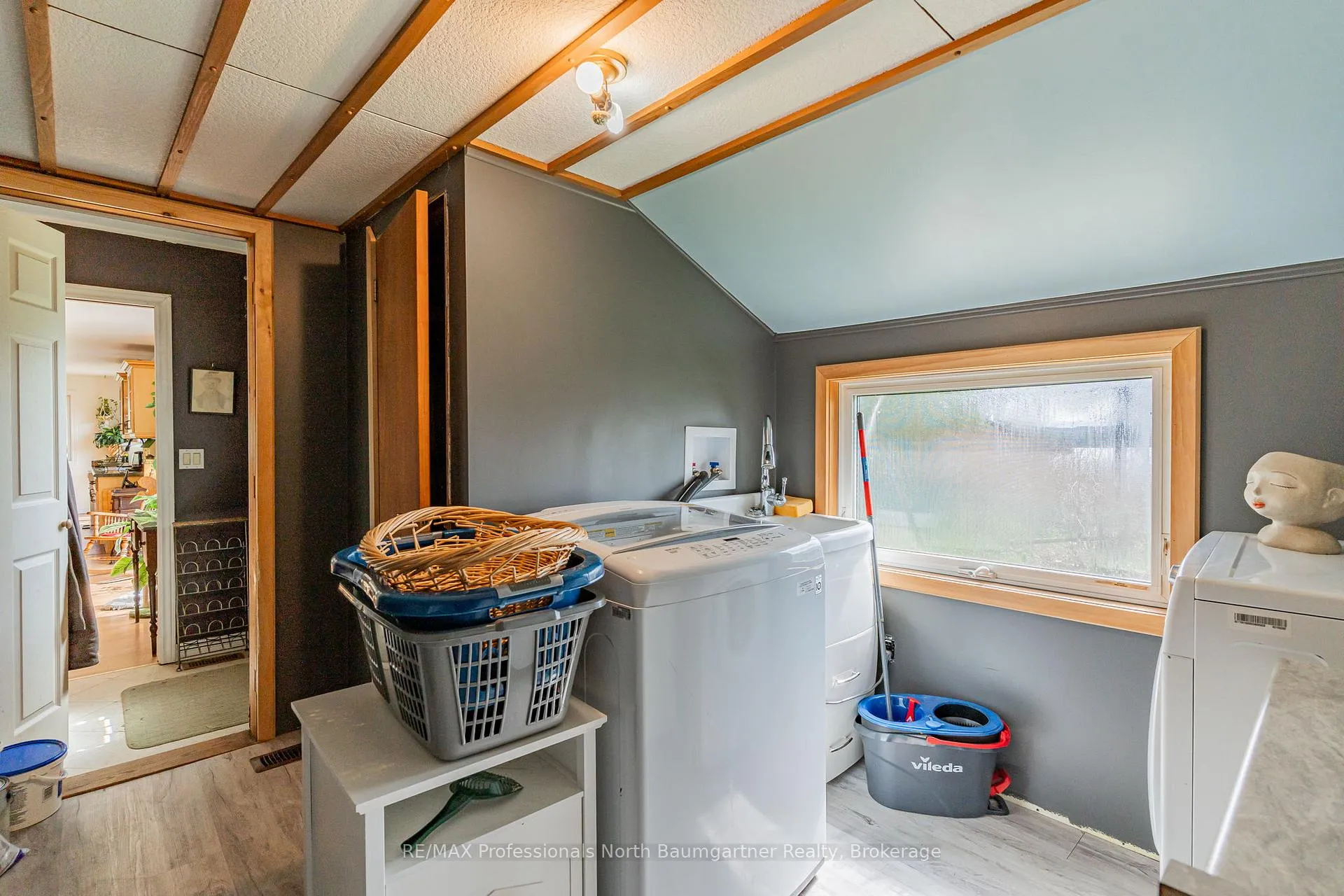 Photo 16 of 1093 Reynolds Road, Minden Hills, Minden — HOMEH