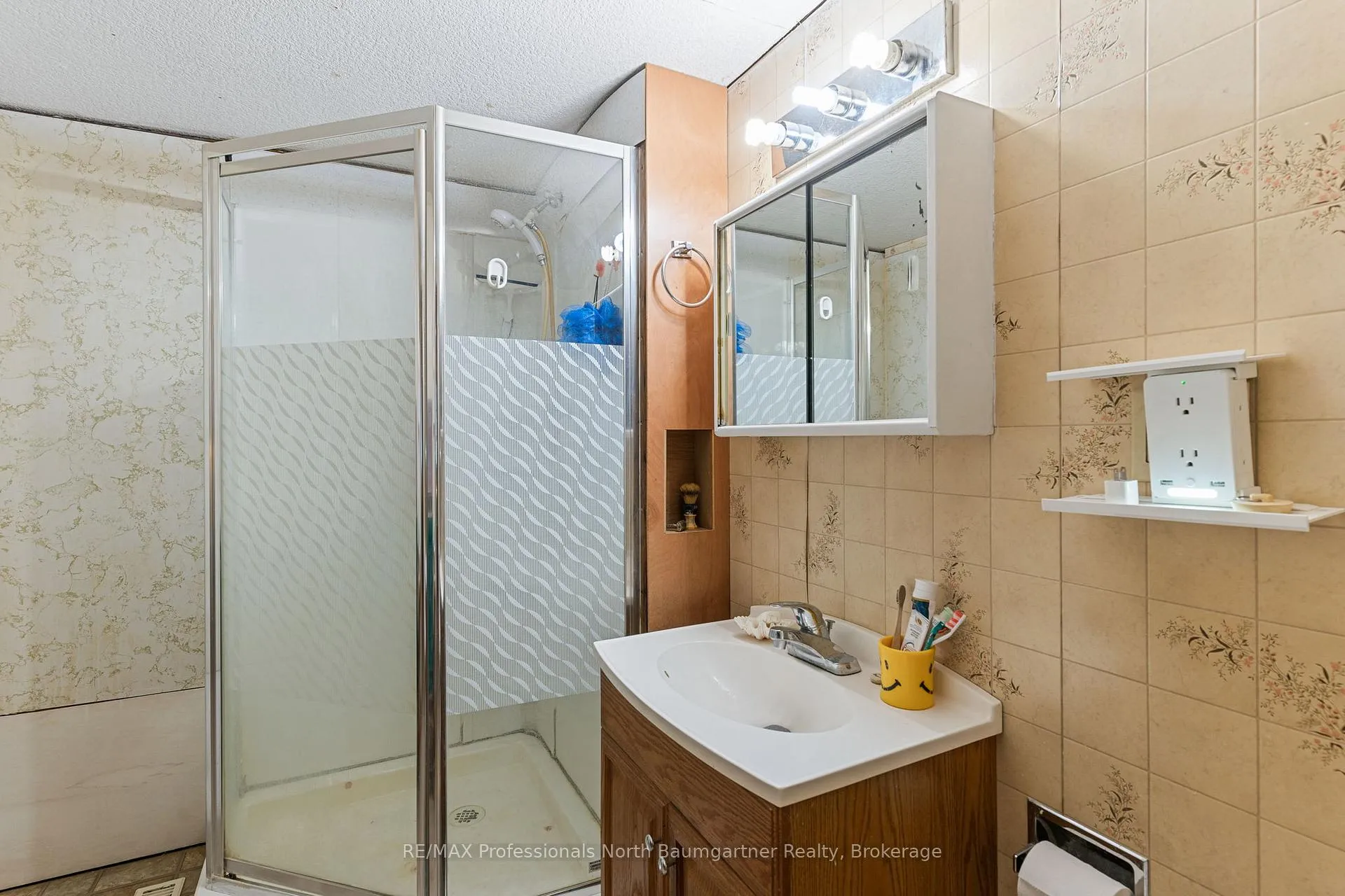 Photo 28 of 1093 Reynolds Road, Minden Hills, Minden — HOMEH